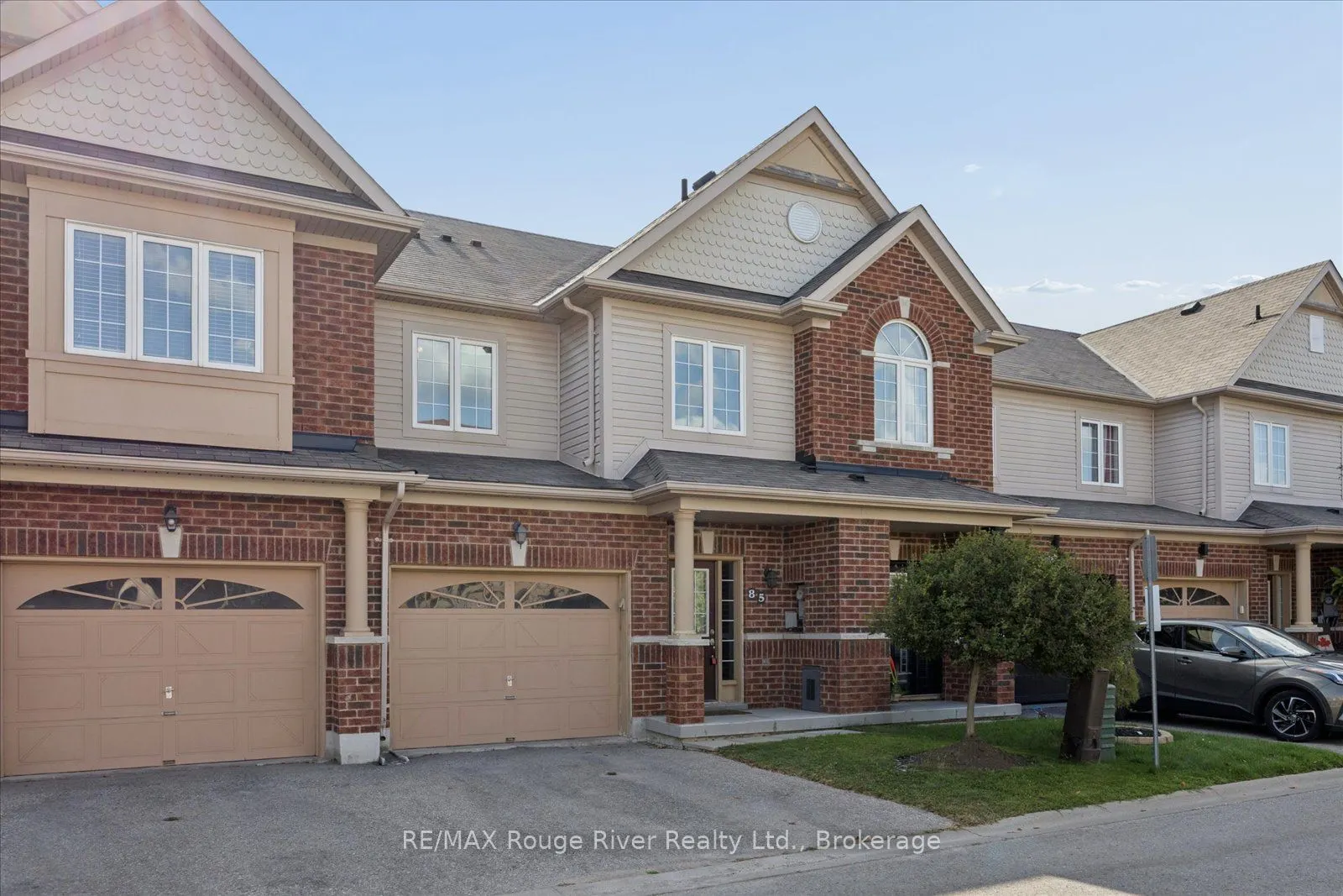 85 Lander Crescent
