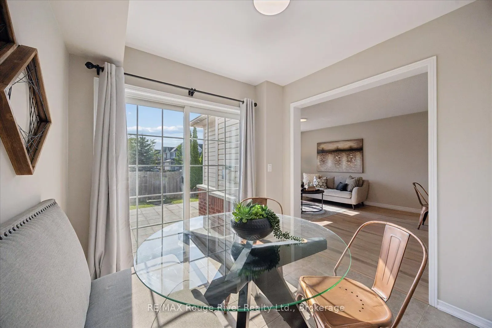85 Lander Crescent