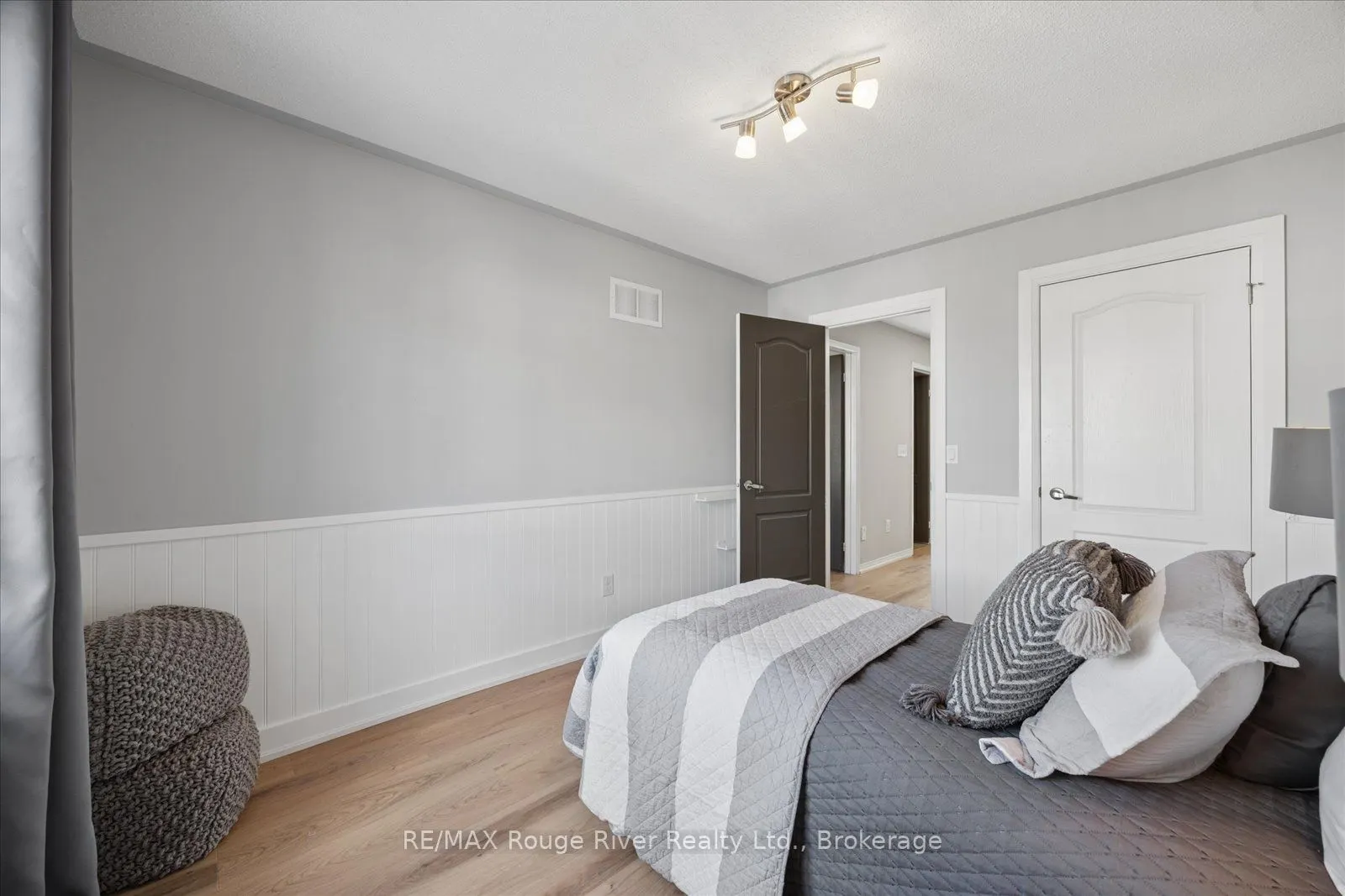 85 Lander Crescent