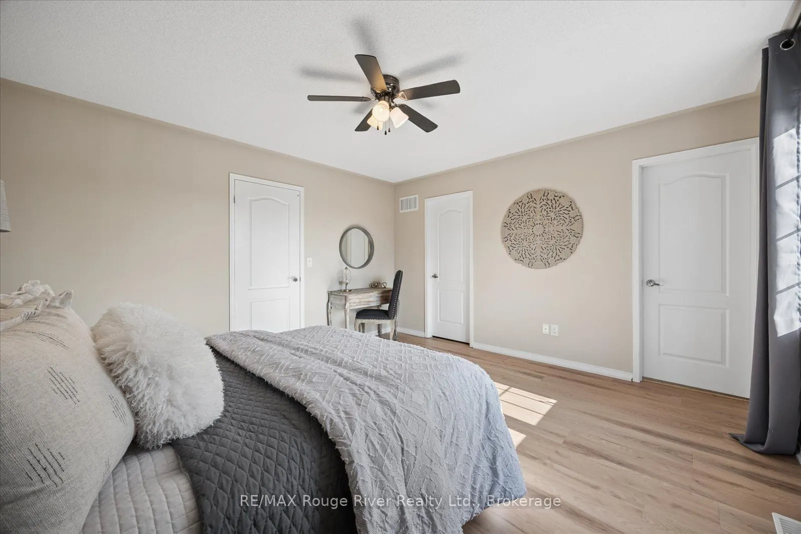 85 Lander Crescent