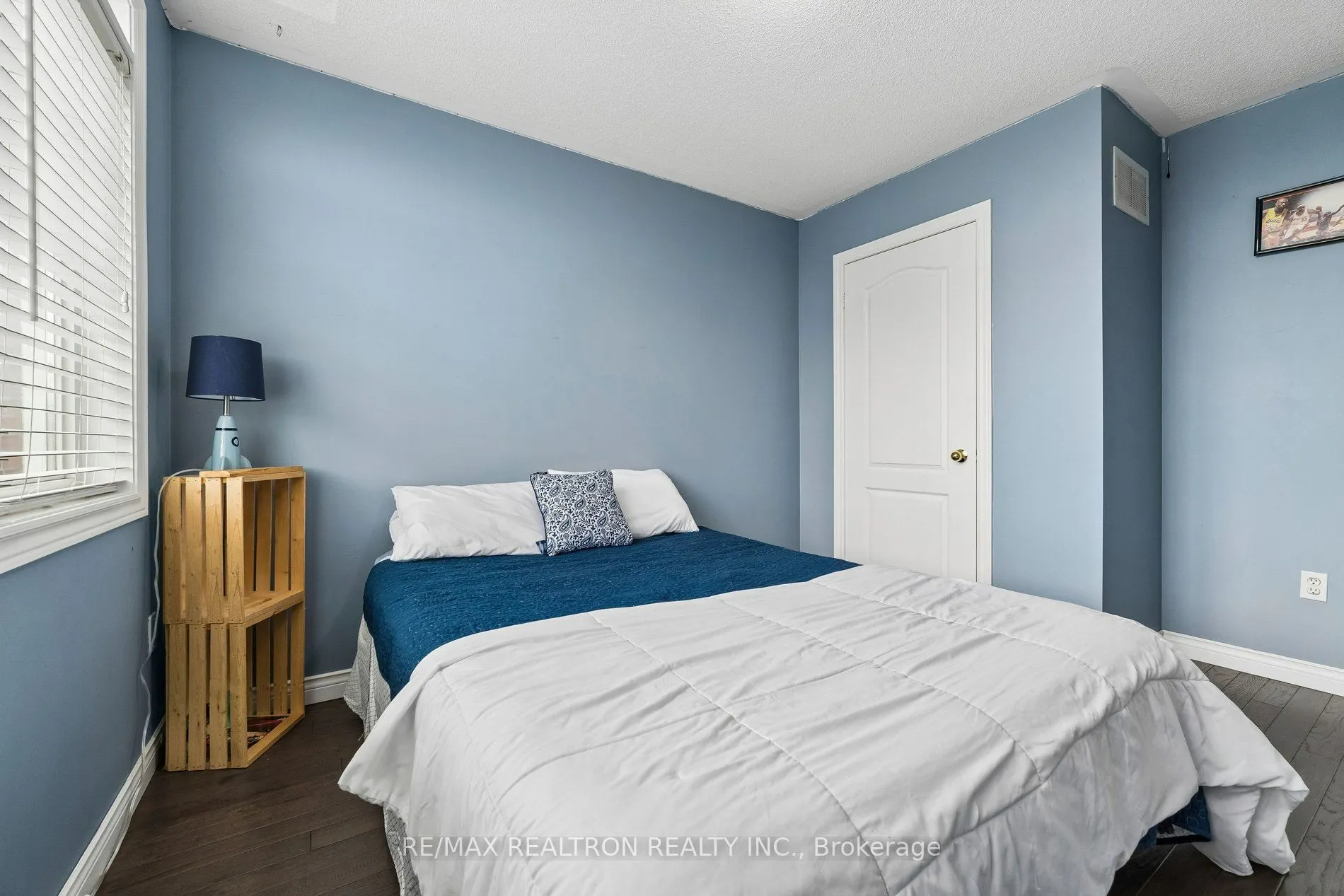 58 Lurosa Crescent