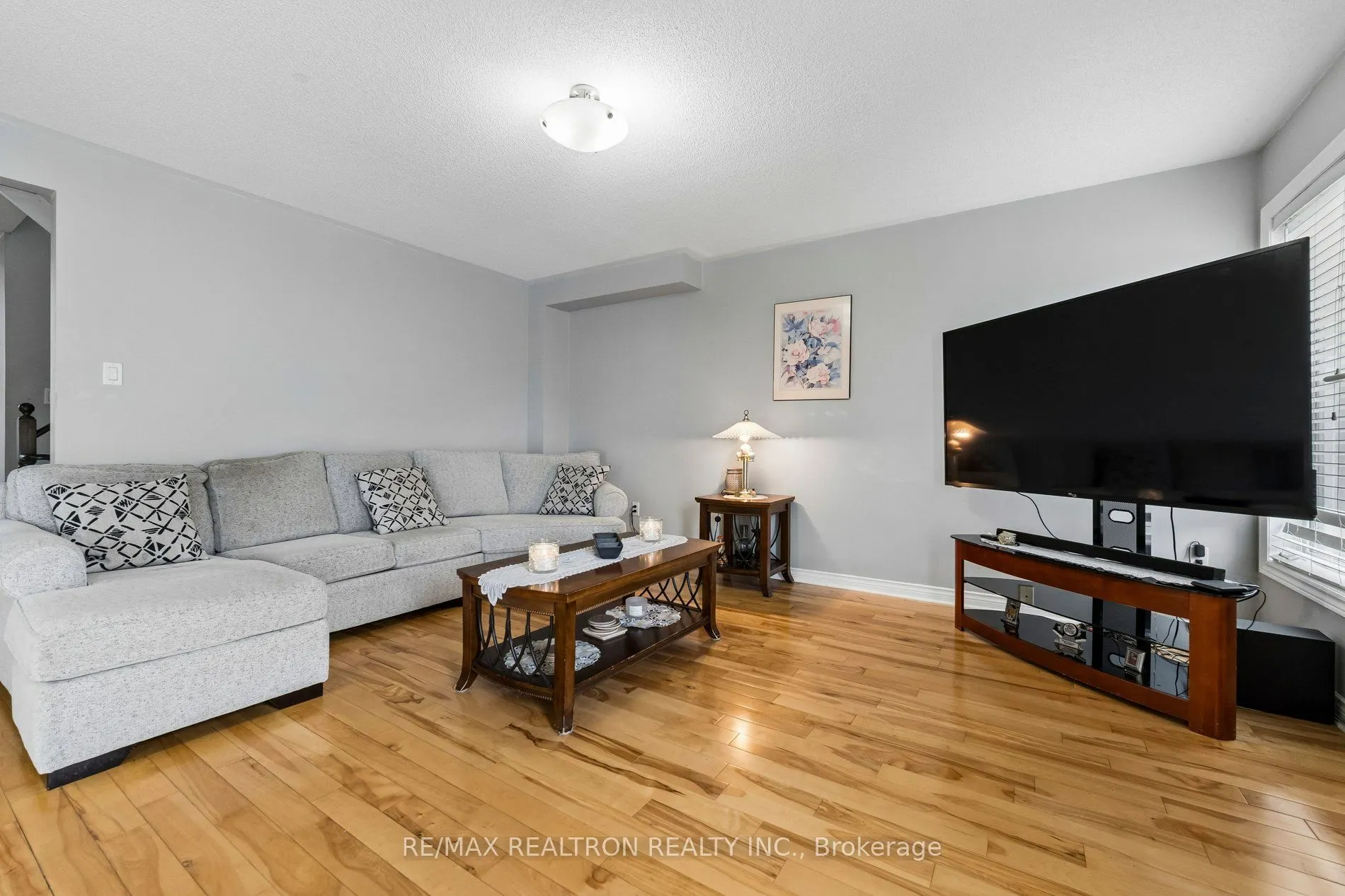 58 Lurosa Crescent