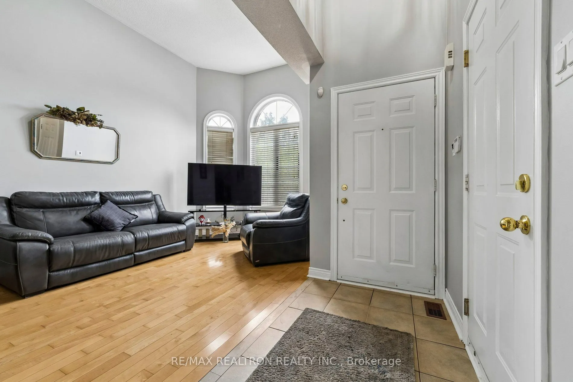 58 Lurosa Crescent