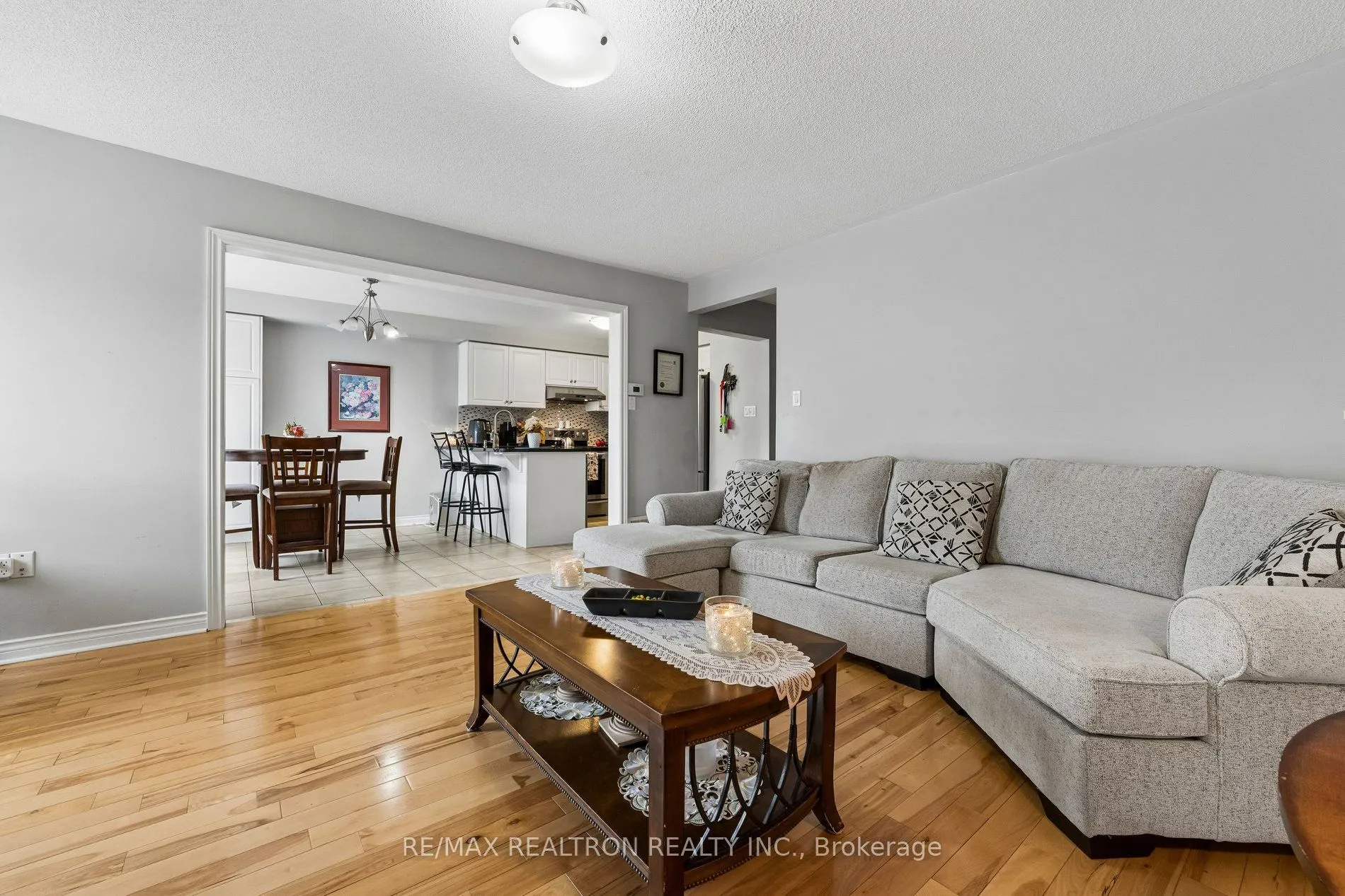 58 Lurosa Crescent