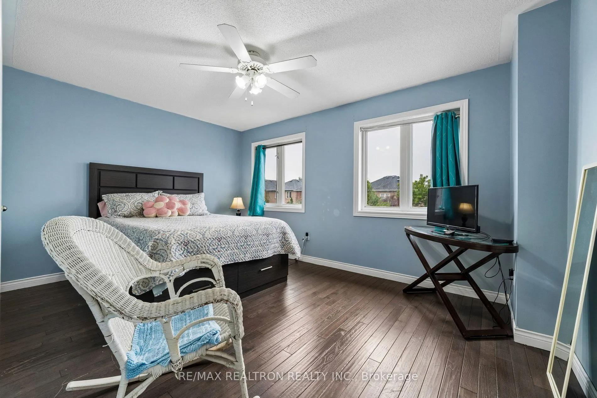 58 Lurosa Crescent