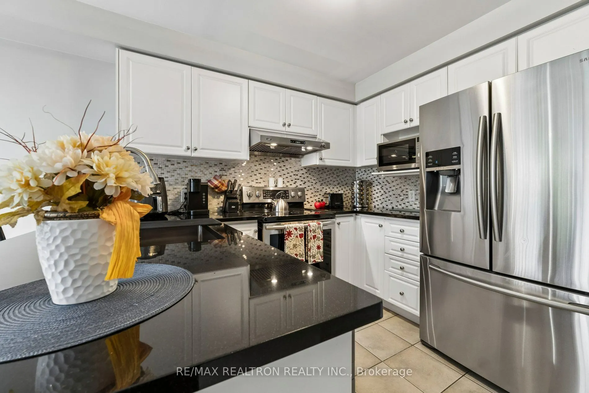 58 Lurosa Crescent