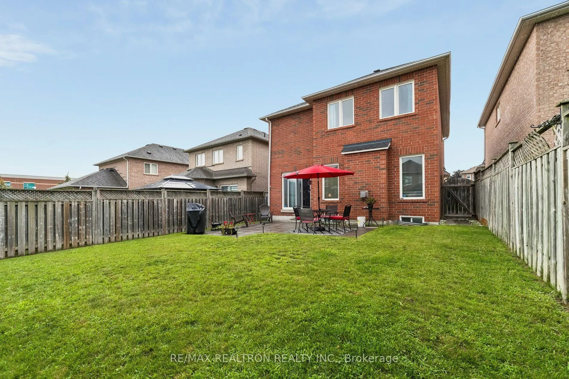 58 Lurosa Crescent