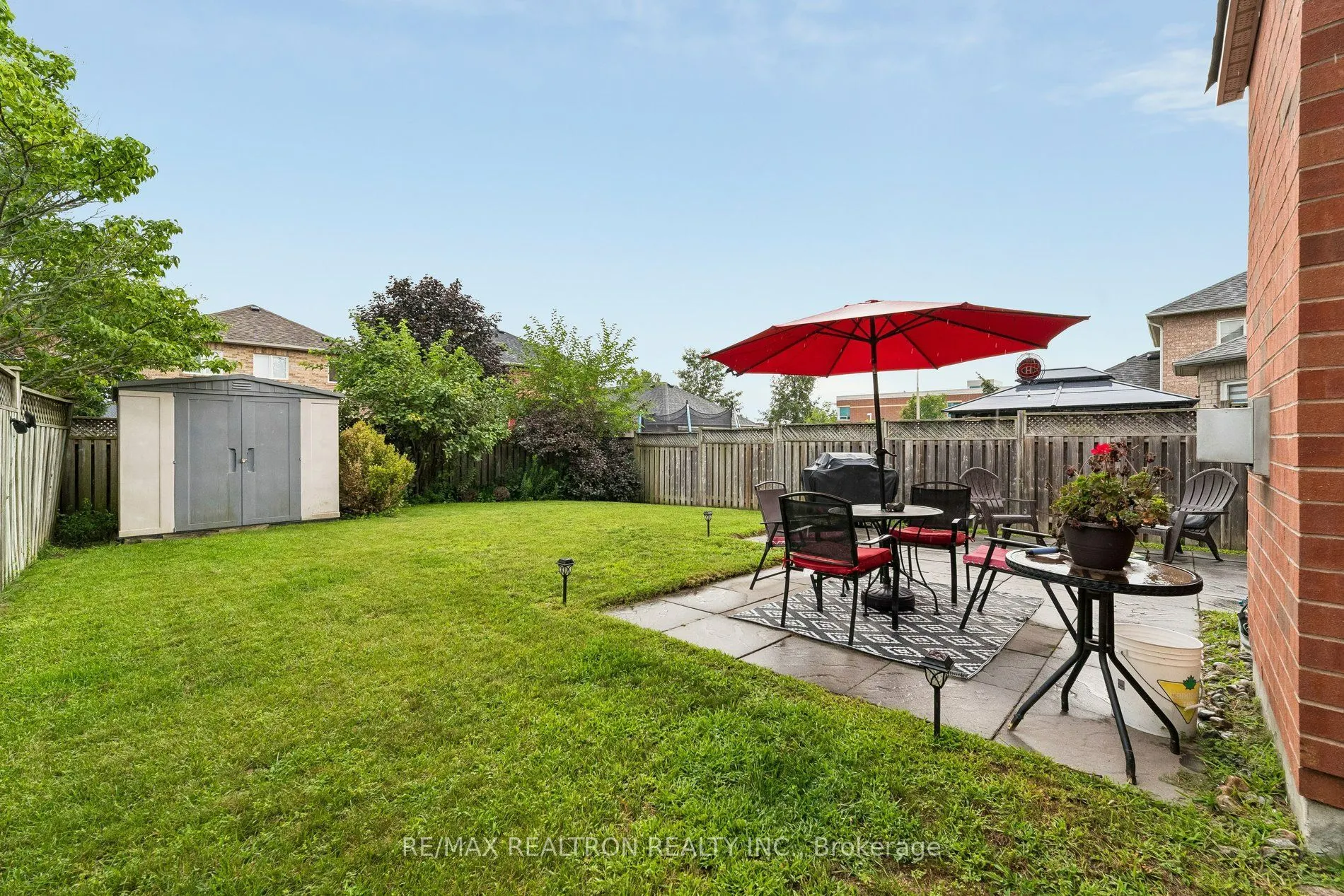 58 Lurosa Crescent