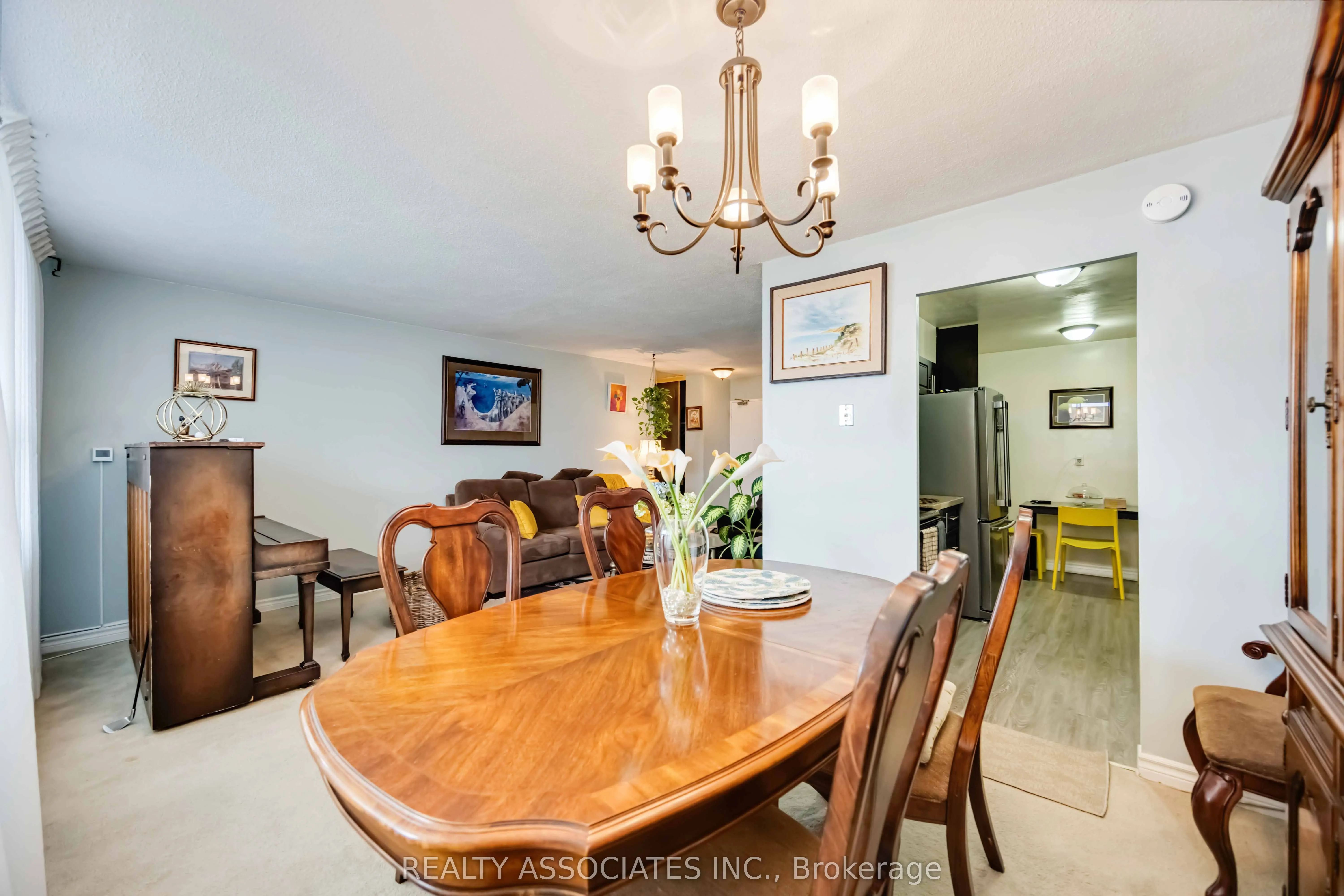 180 Markham Road #811