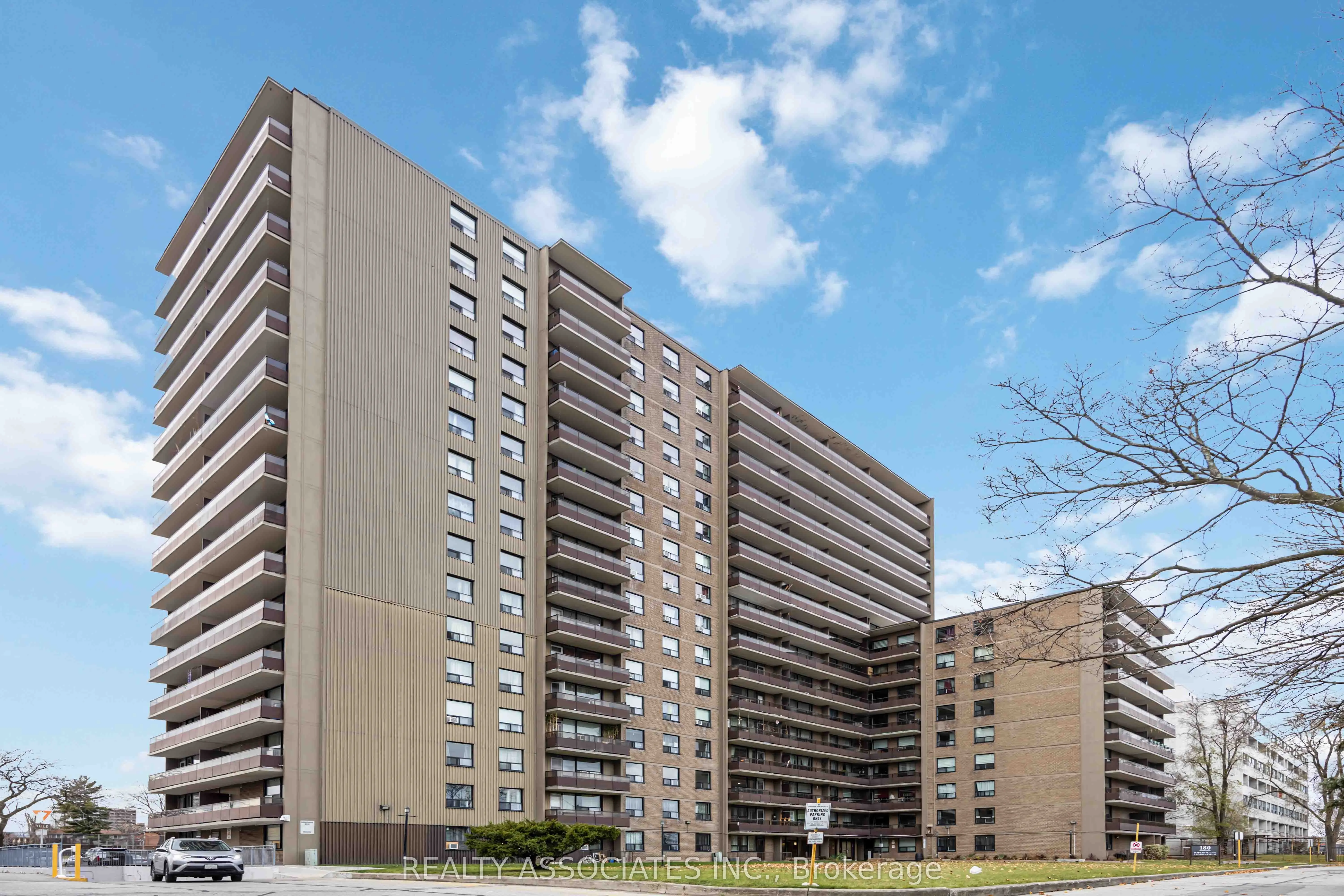 180 Markham Road #811