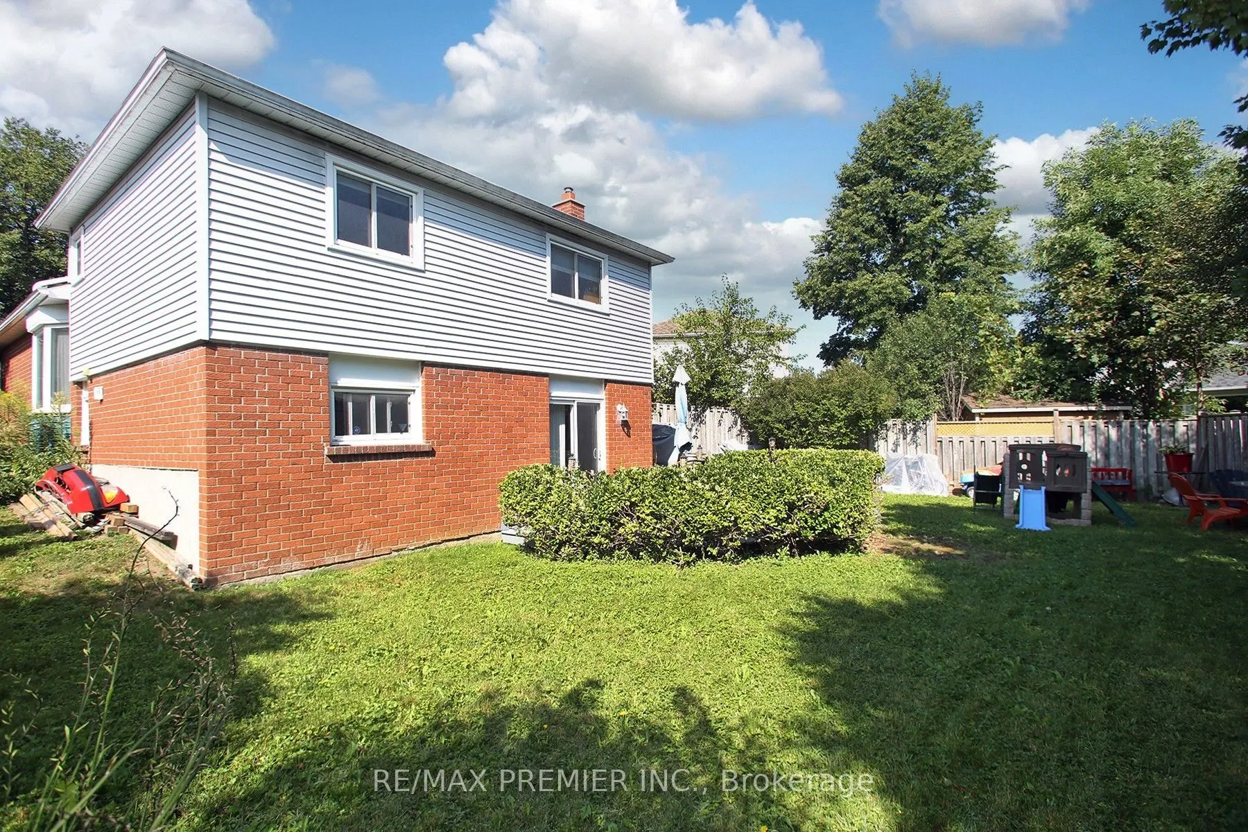 72 Homefield Square