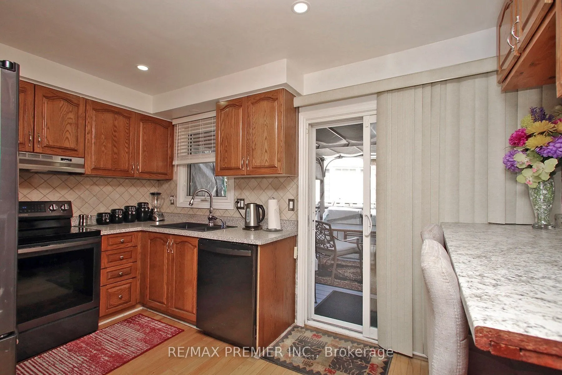 72 Homefield Square