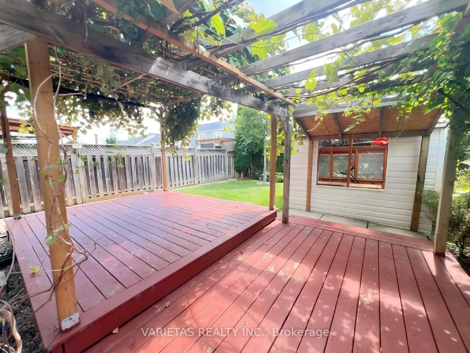 17 Barchester Crescent