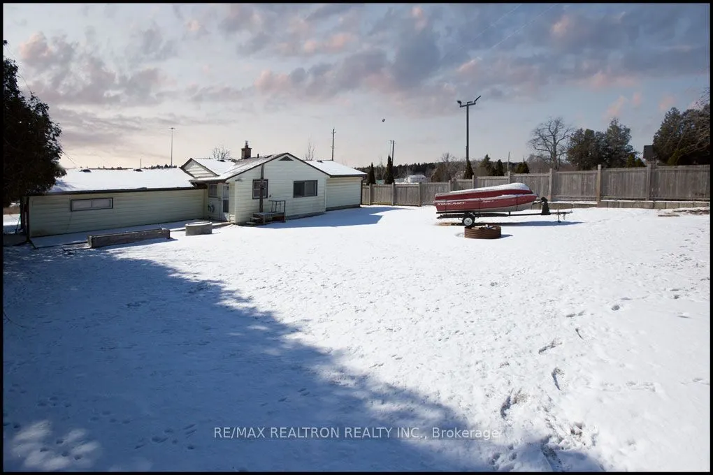 1608 Baseline Road W