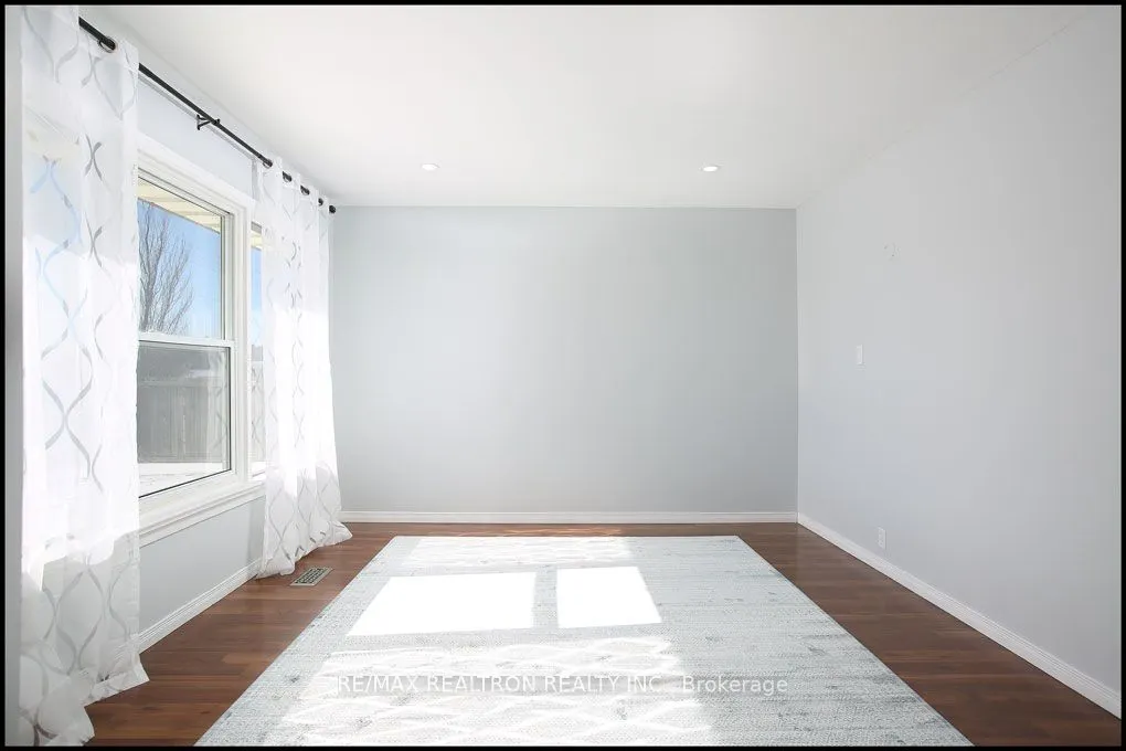 1608 Baseline Road W