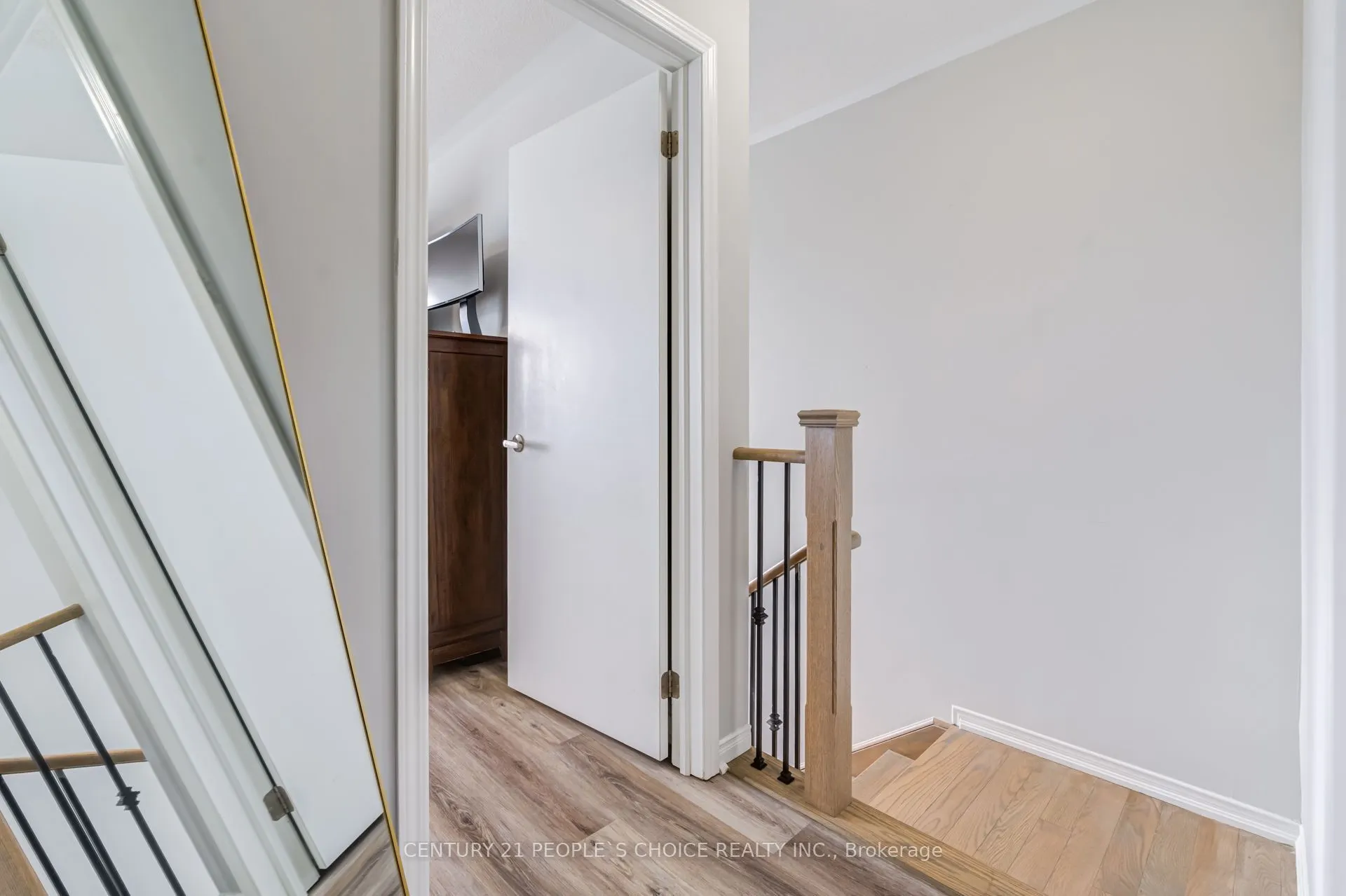 18 Jerome Way