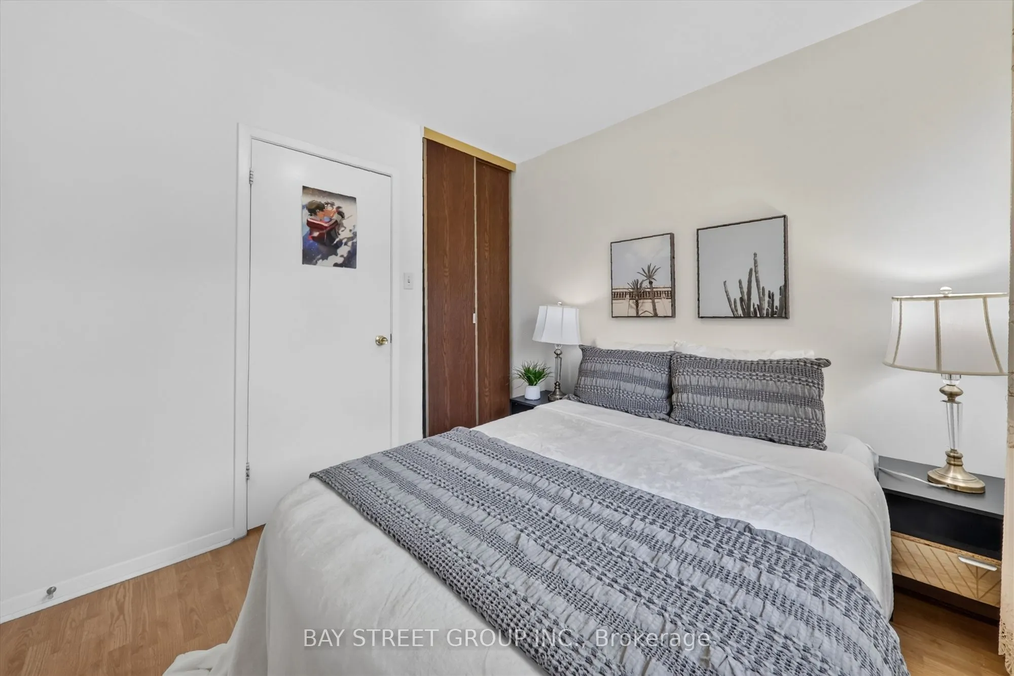 95 TINETA Crescent