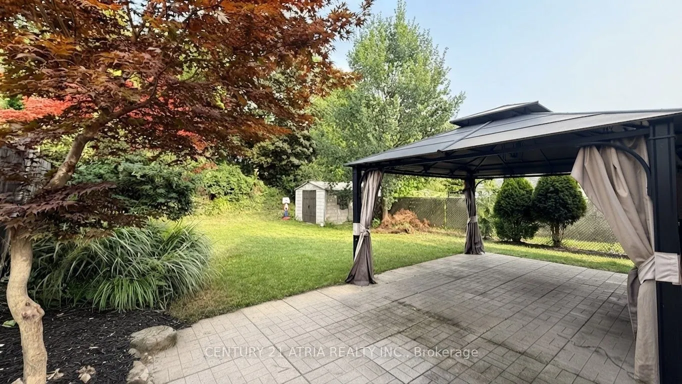 79 Ellington Drive