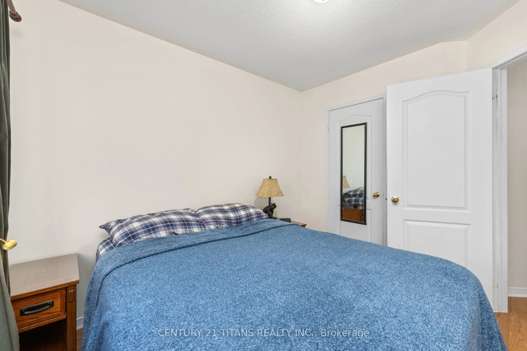69 Rampart Crescent