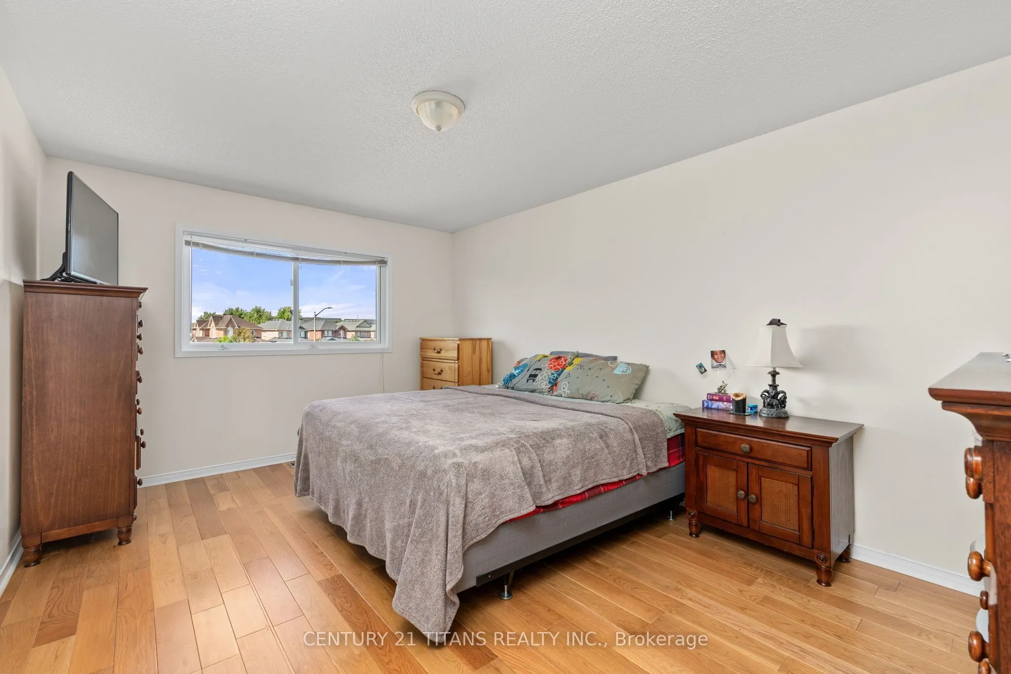 69 Rampart Crescent