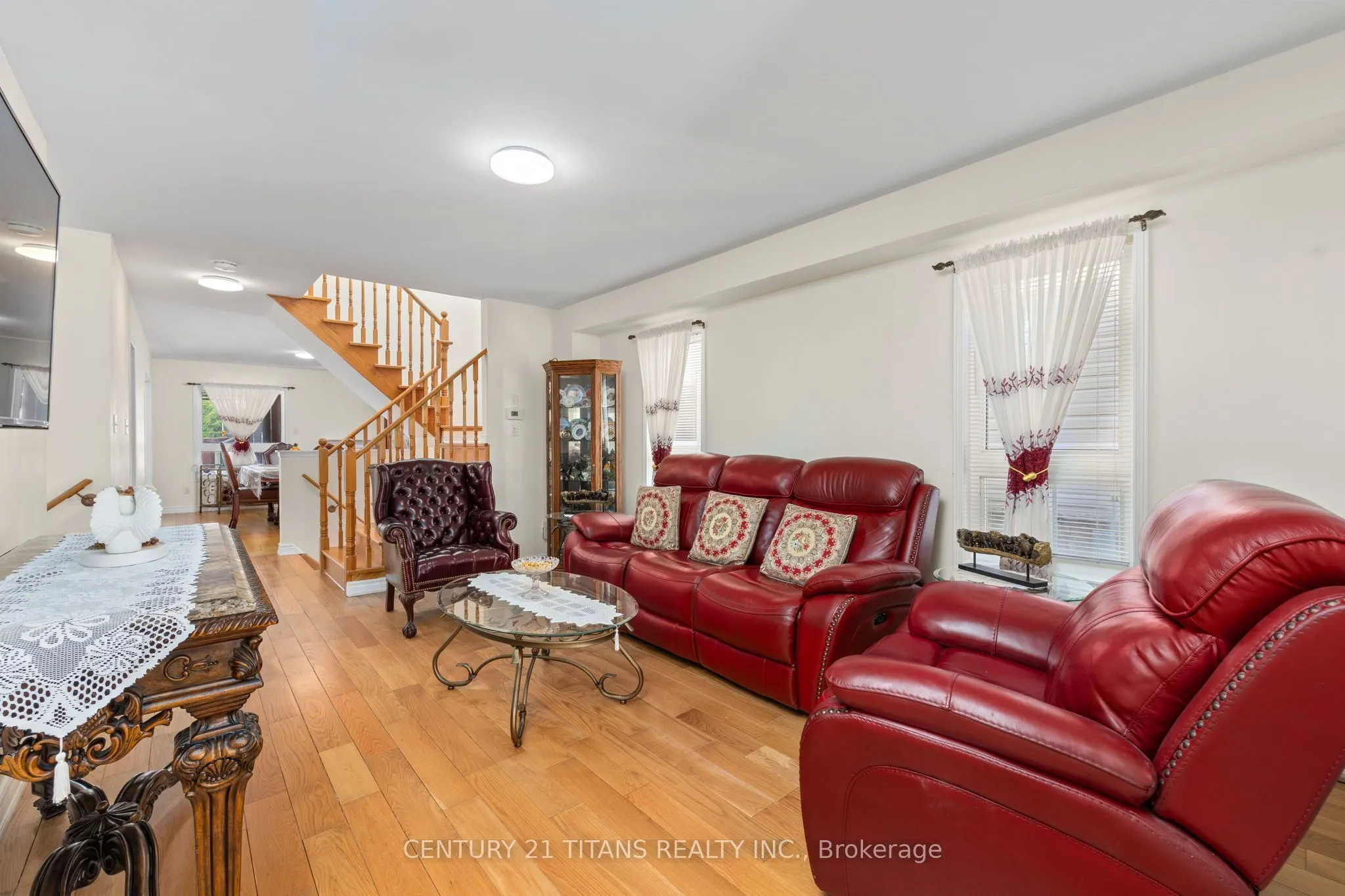 69 Rampart Crescent