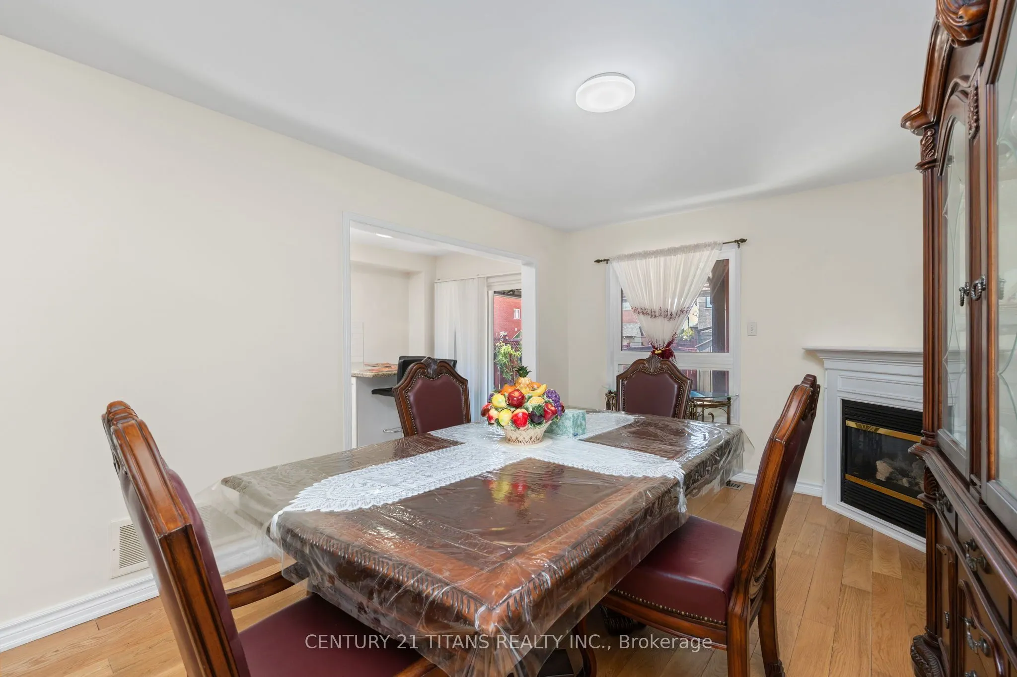 69 Rampart Crescent