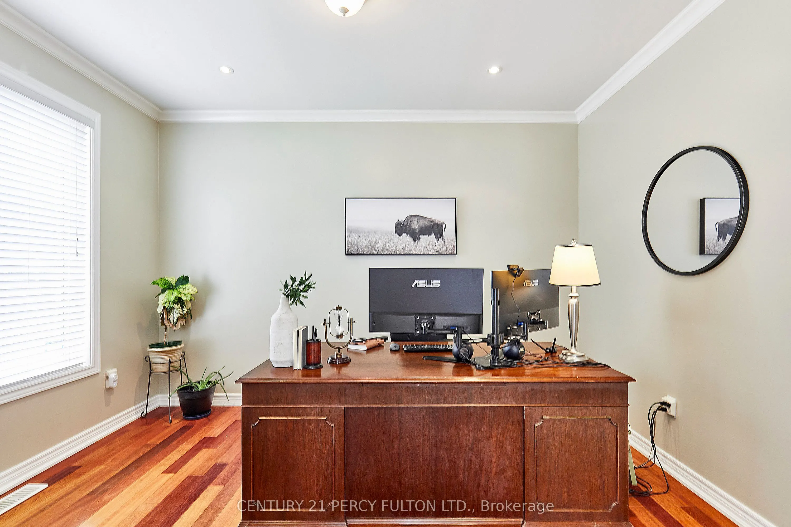 8 Mackeller Court