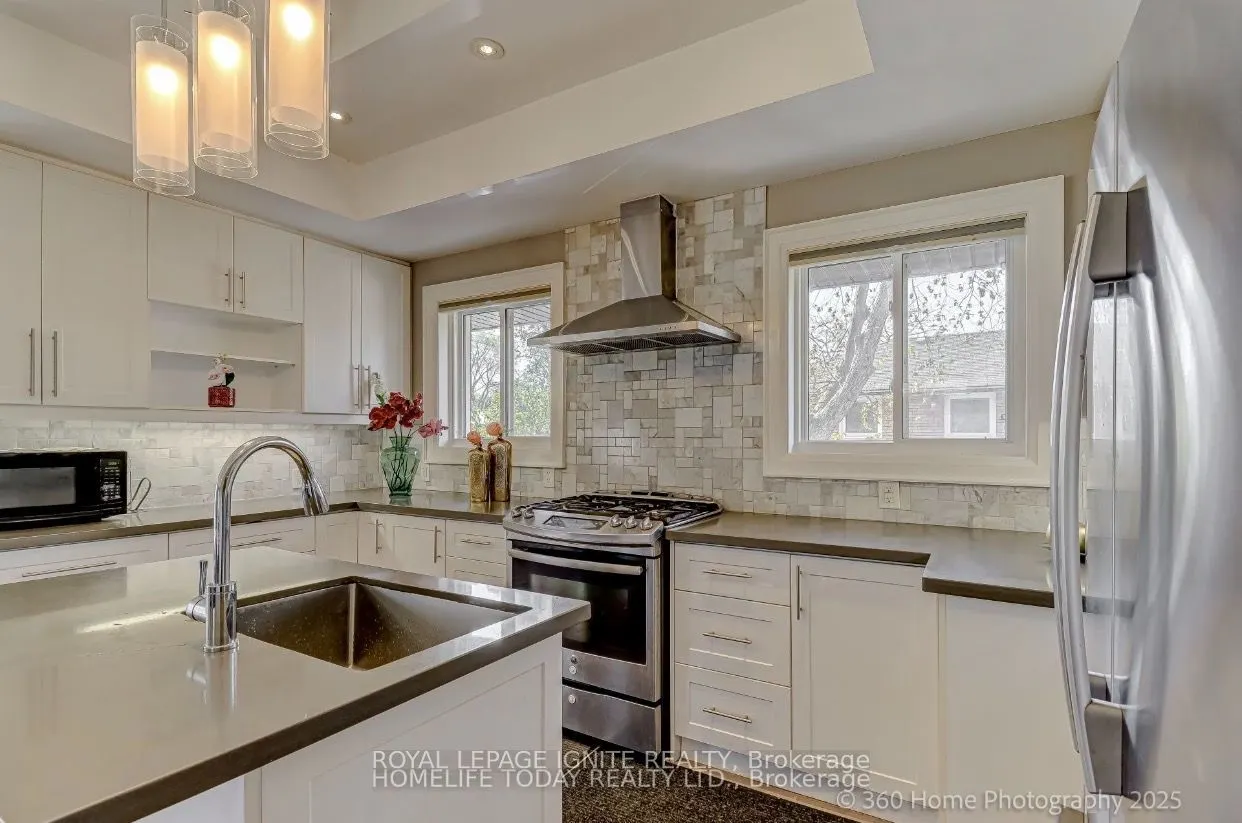 6 Greyabbey Trail