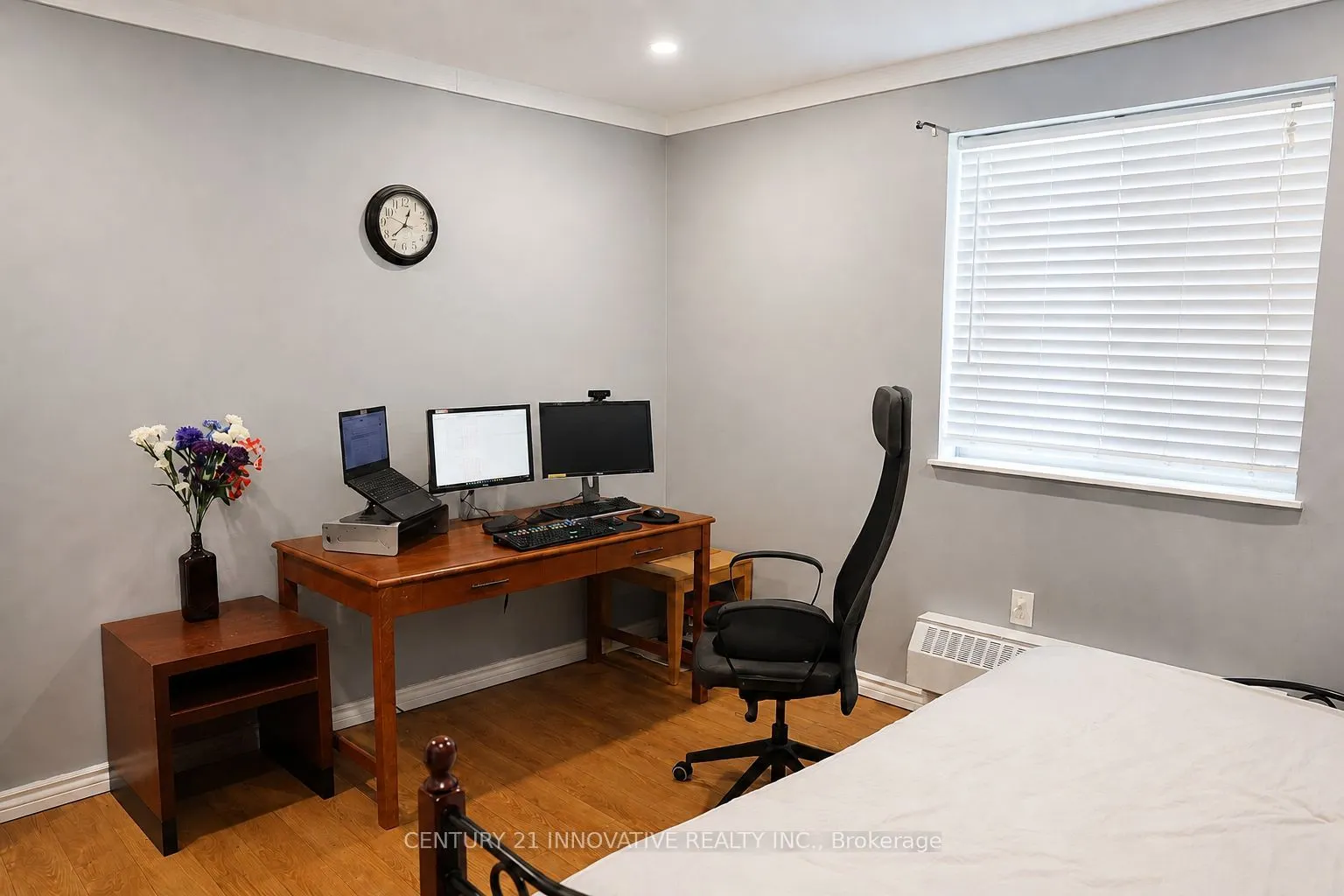 936 Glen Street #101
