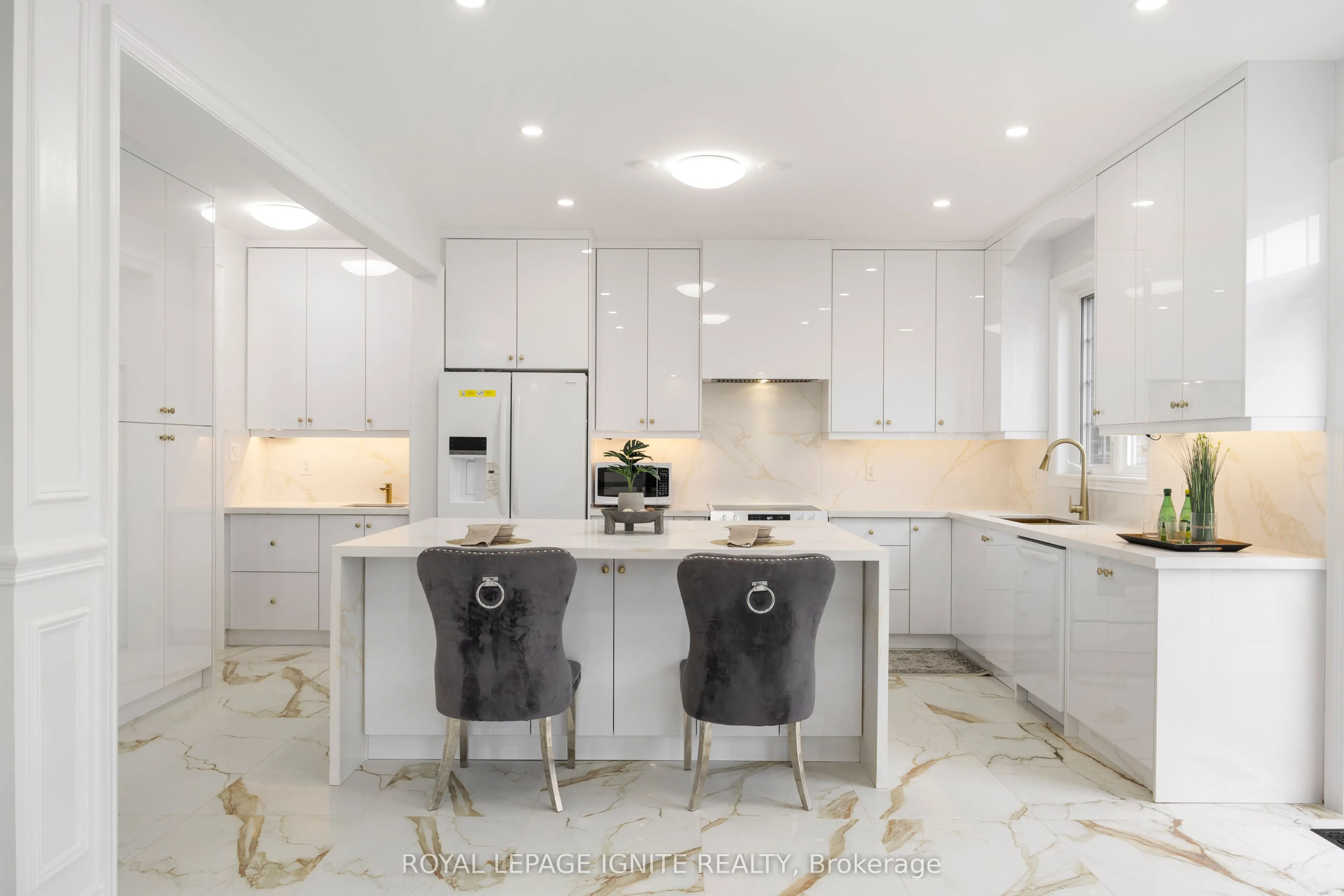1 Morningstar Avenue