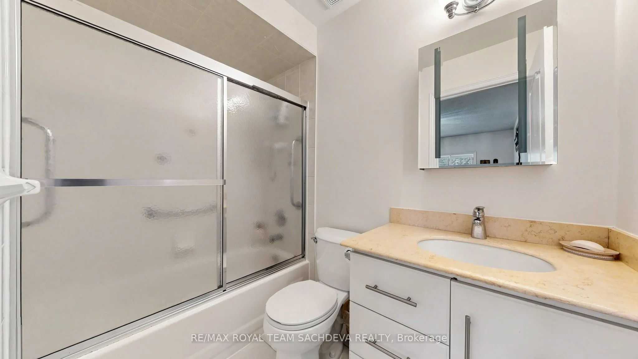 11 Devonridge Crescent
