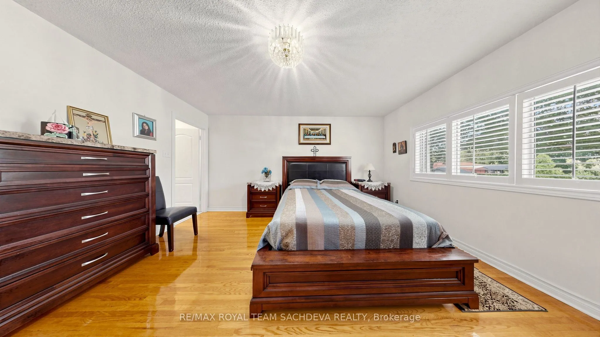 11 Devonridge Crescent