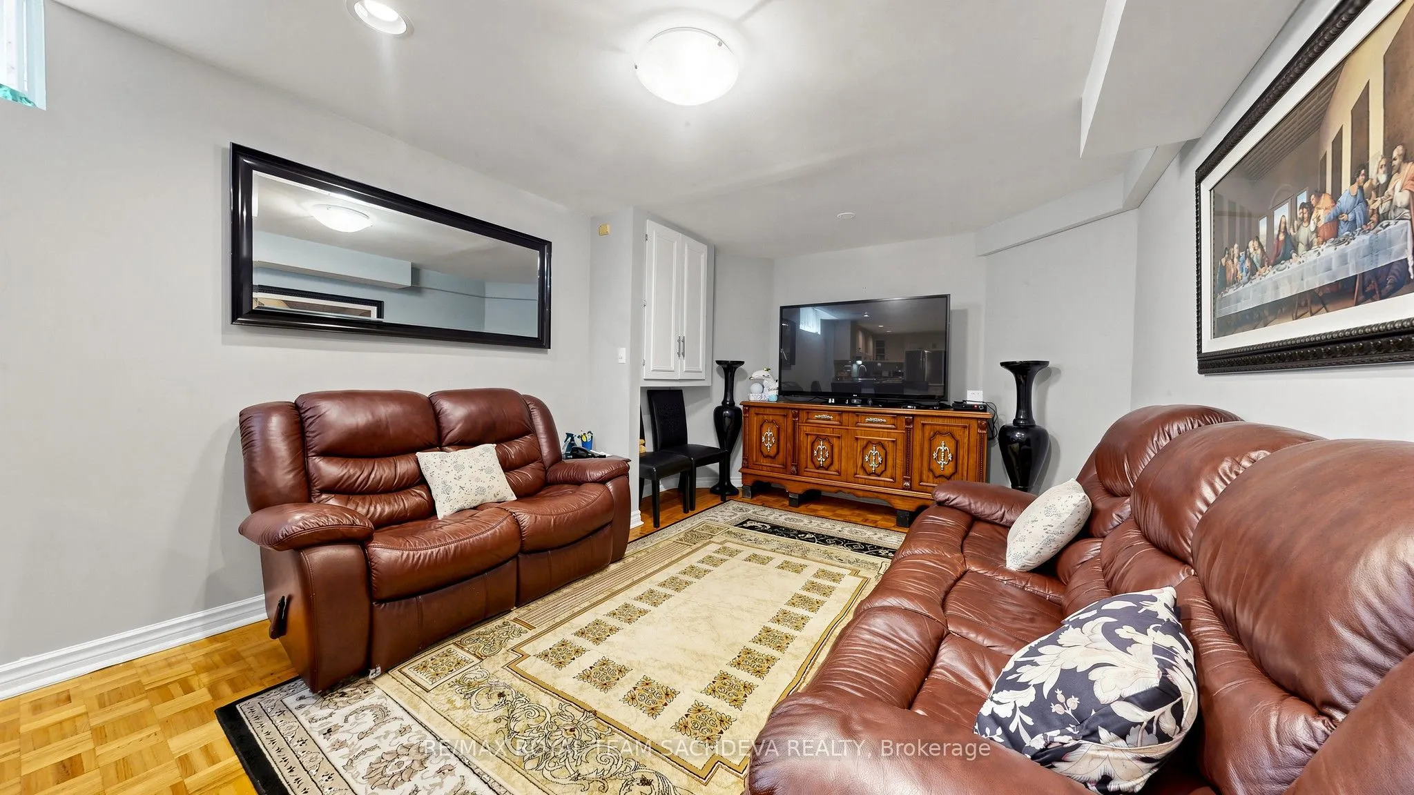 11 Devonridge Crescent