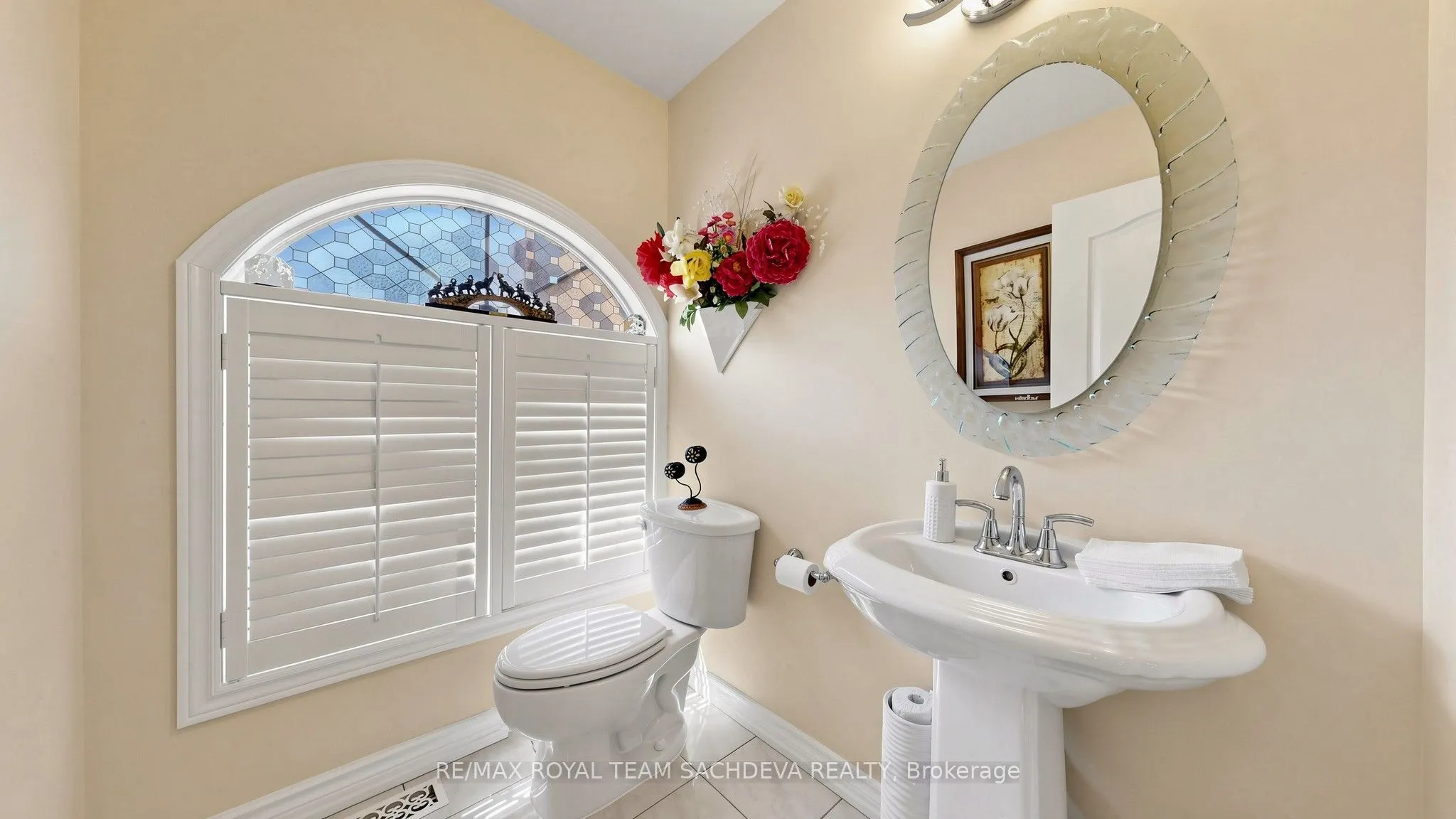 11 Devonridge Crescent