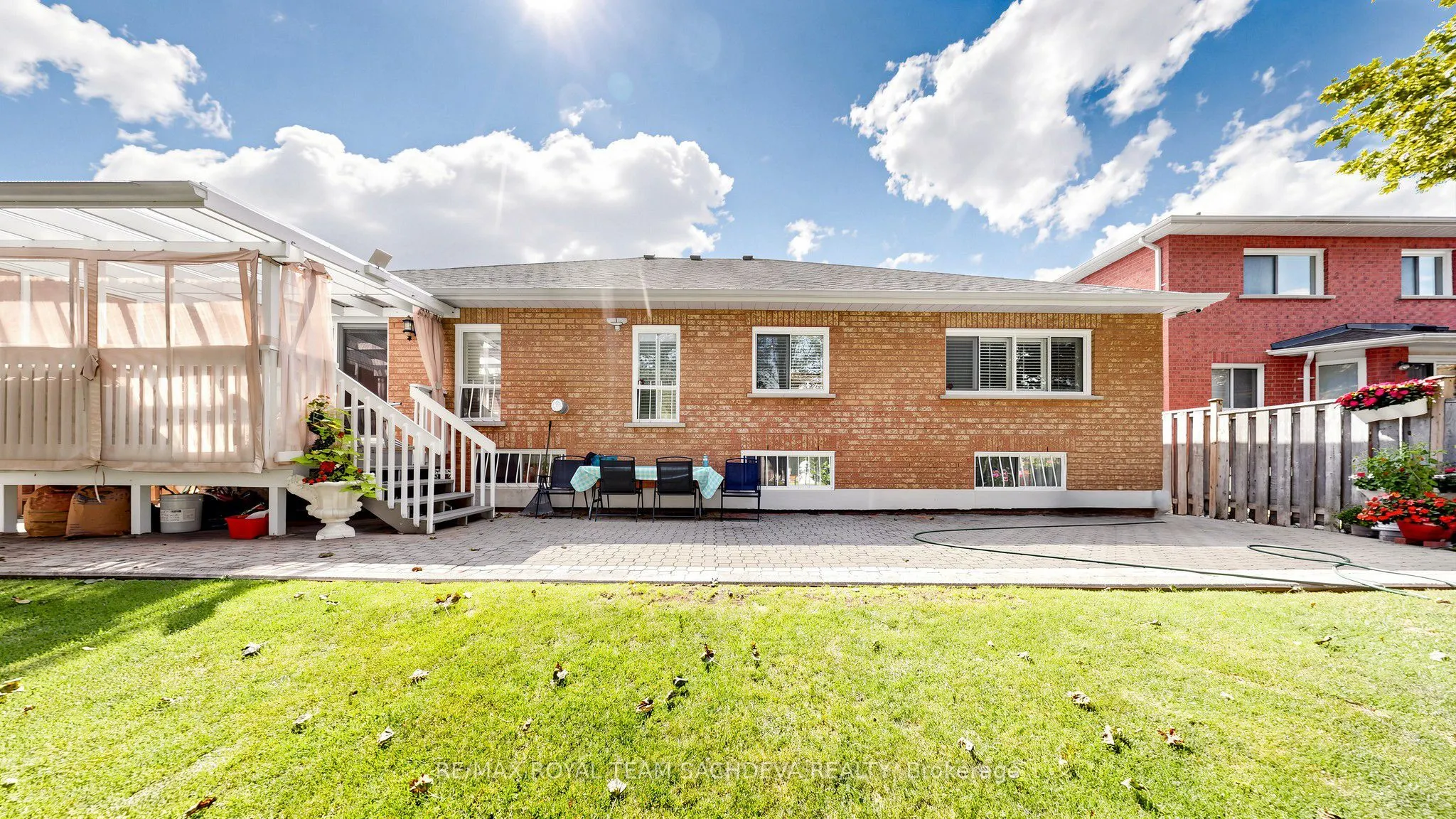 11 Devonridge Crescent