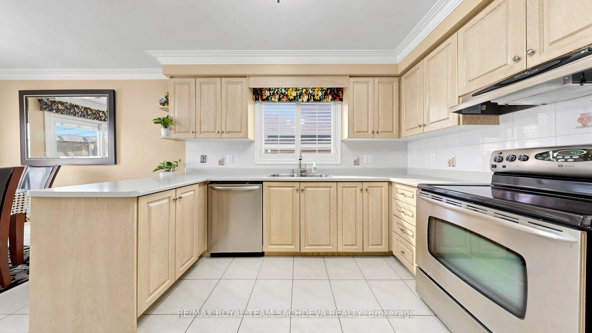 11 Devonridge Crescent