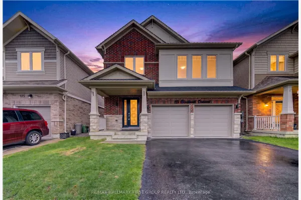 121 Blackwell Crescent
