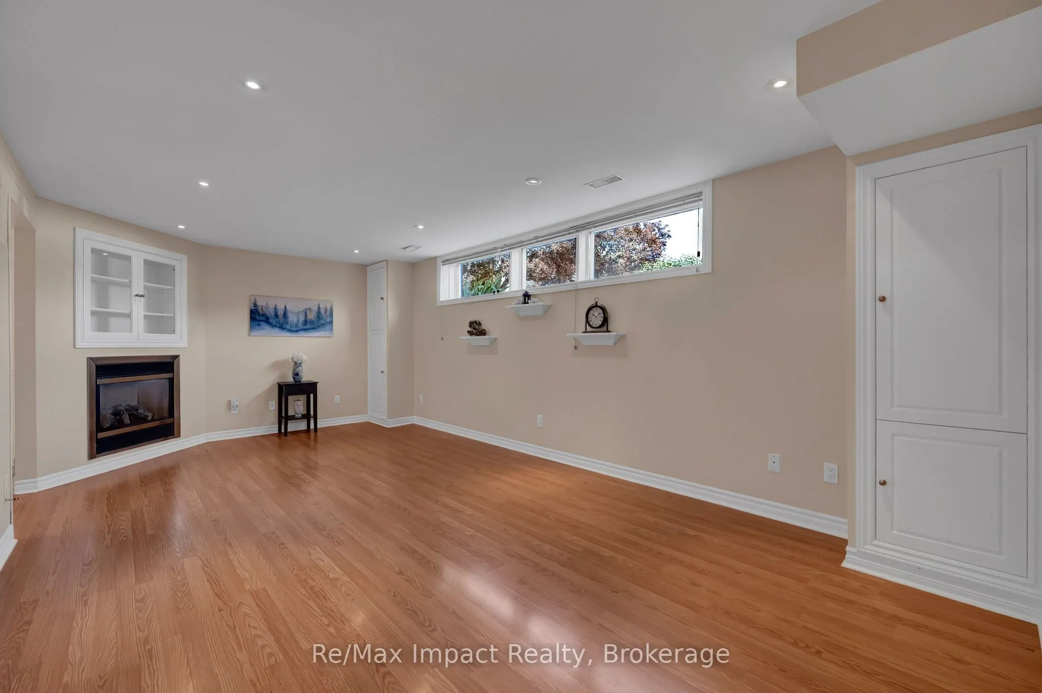 702 Westdale Court