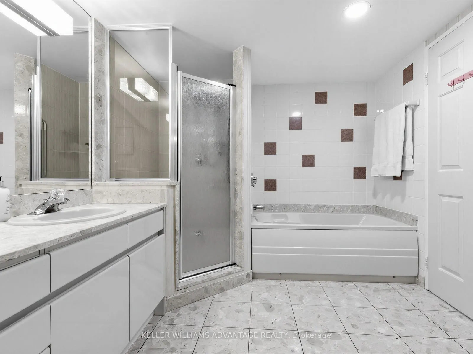 20 GUILDWOOD Parkway #414