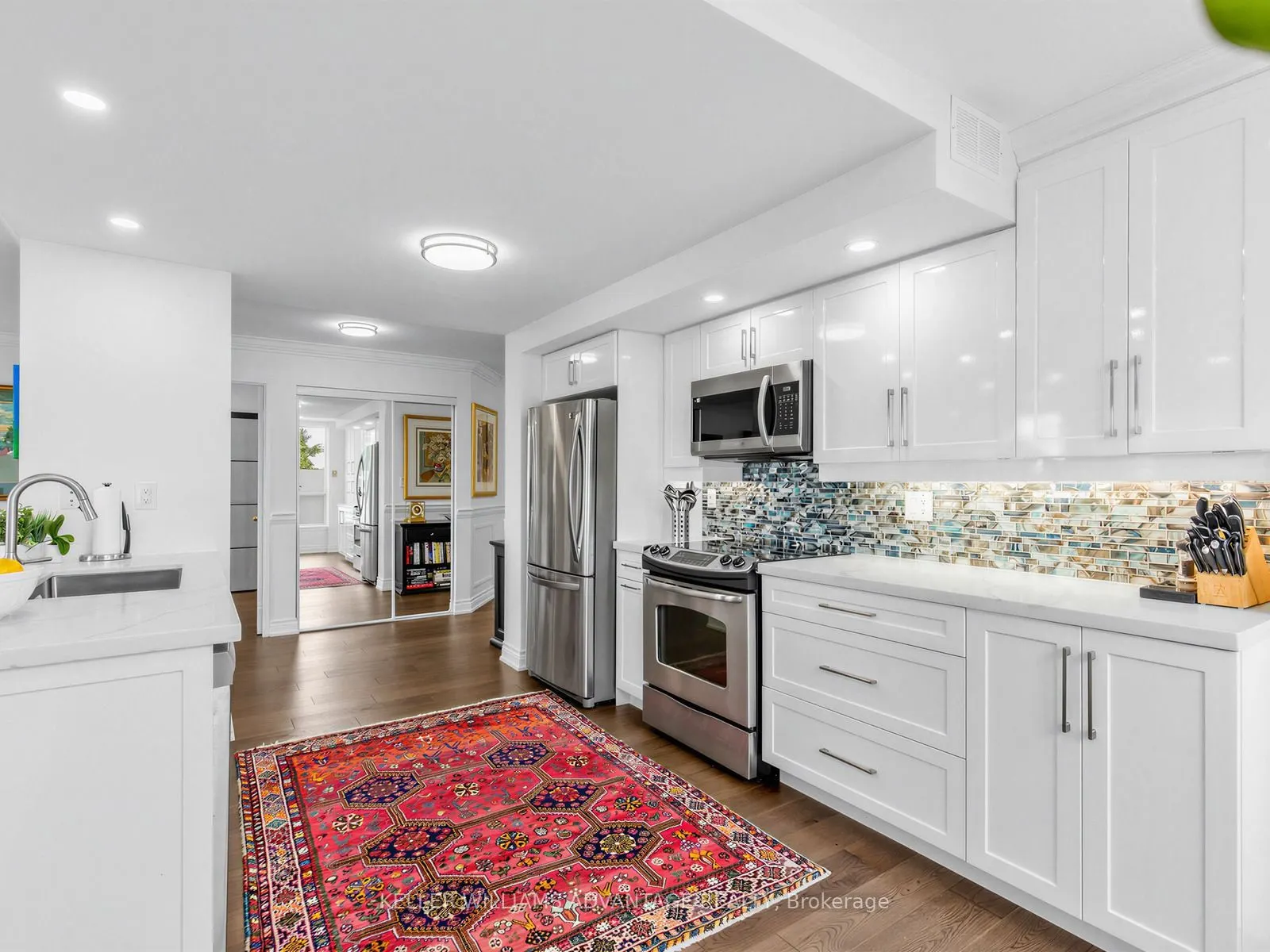 20 GUILDWOOD Parkway #414