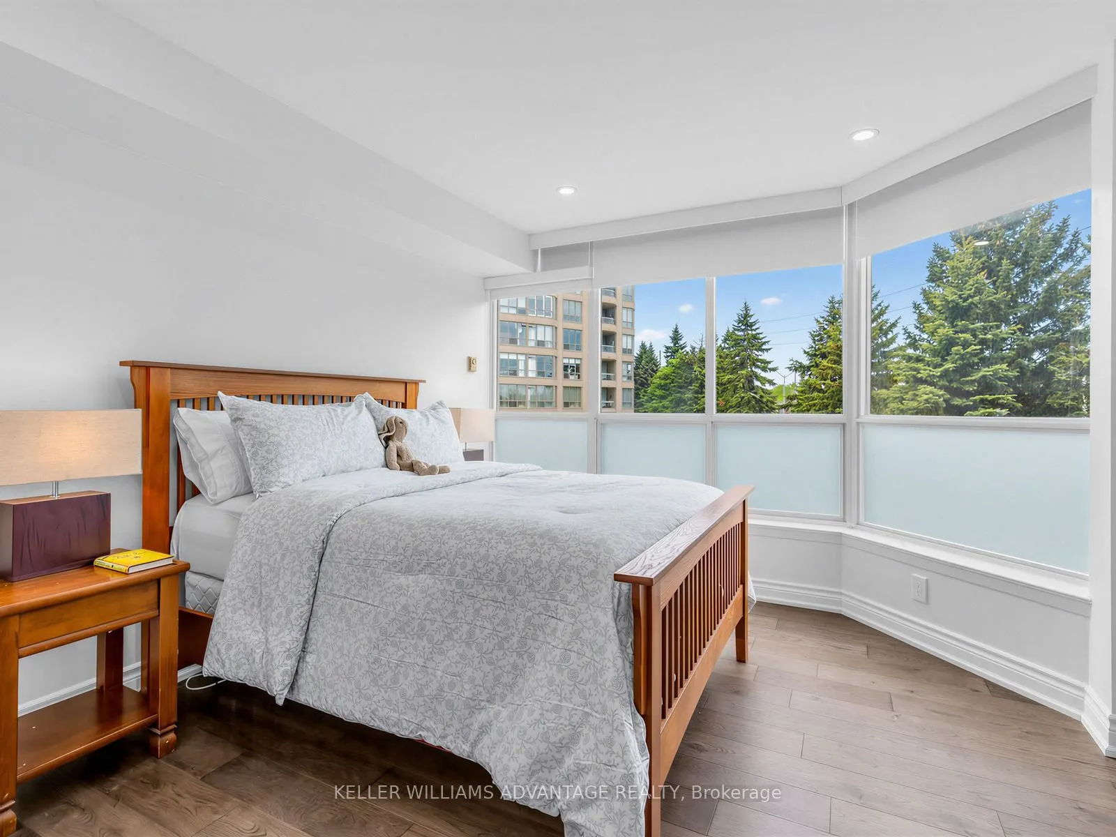 20 GUILDWOOD Parkway #414