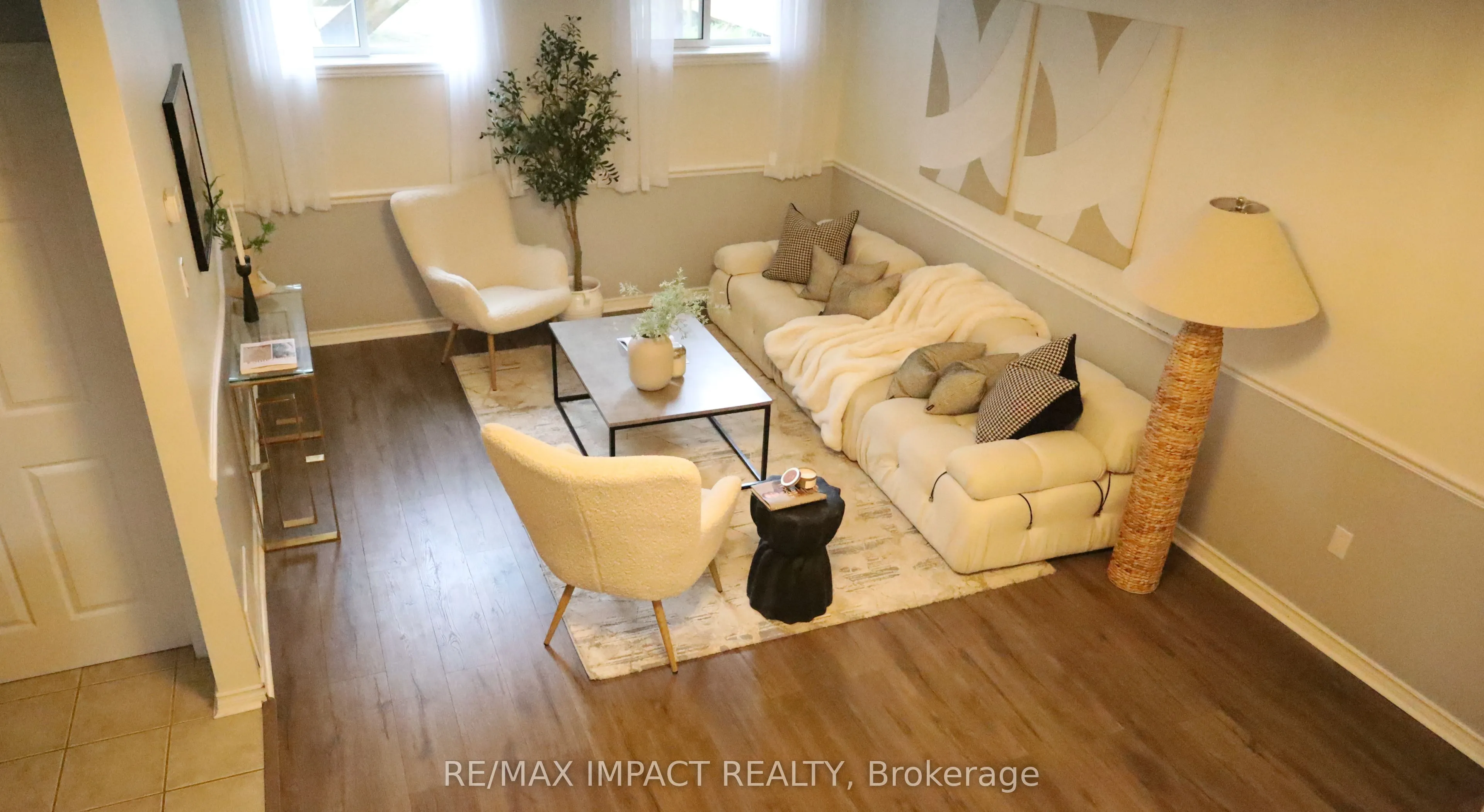11 Fenwick Avenue