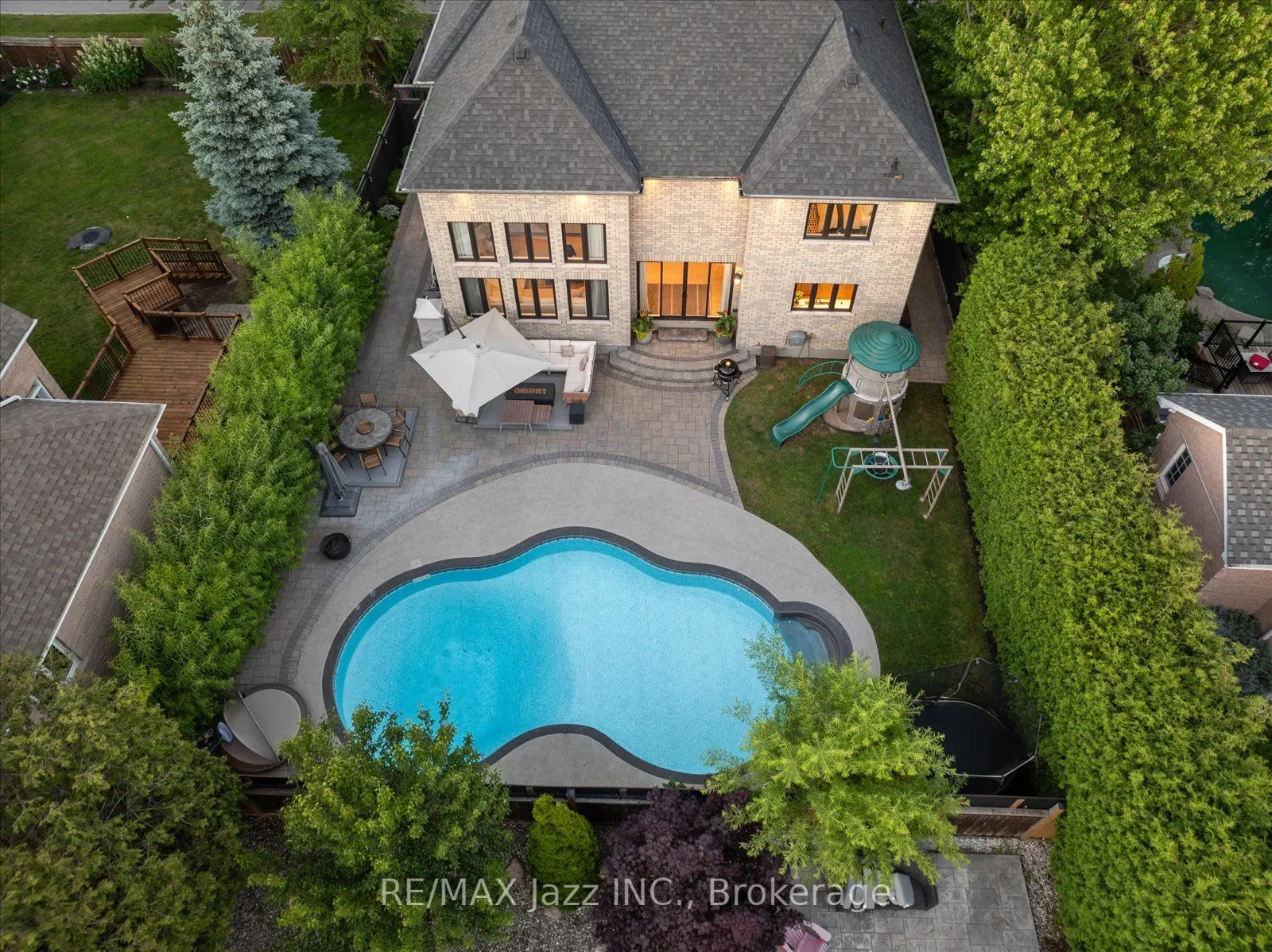 82 Bridlewood Boulevard