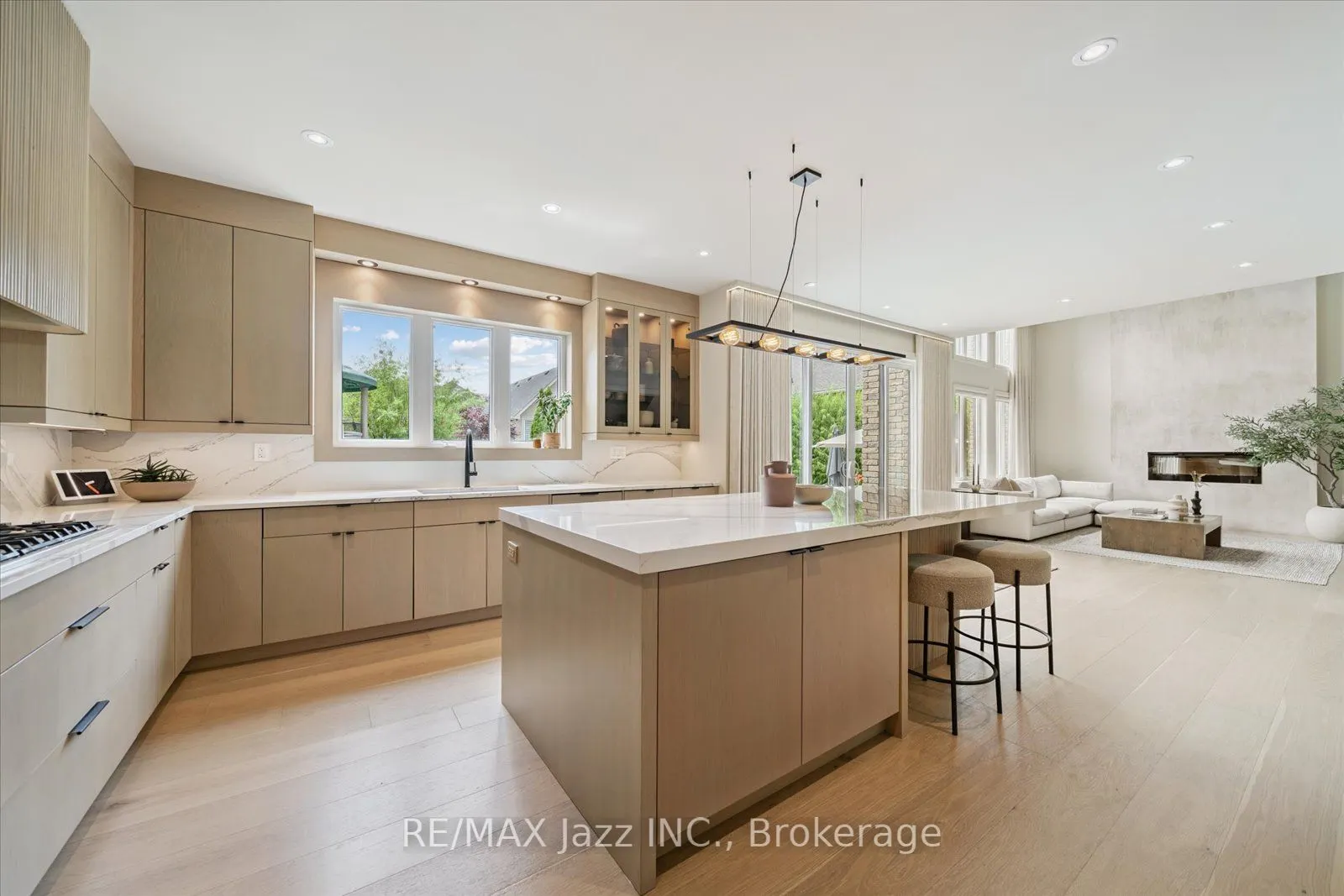 82 Bridlewood Boulevard
