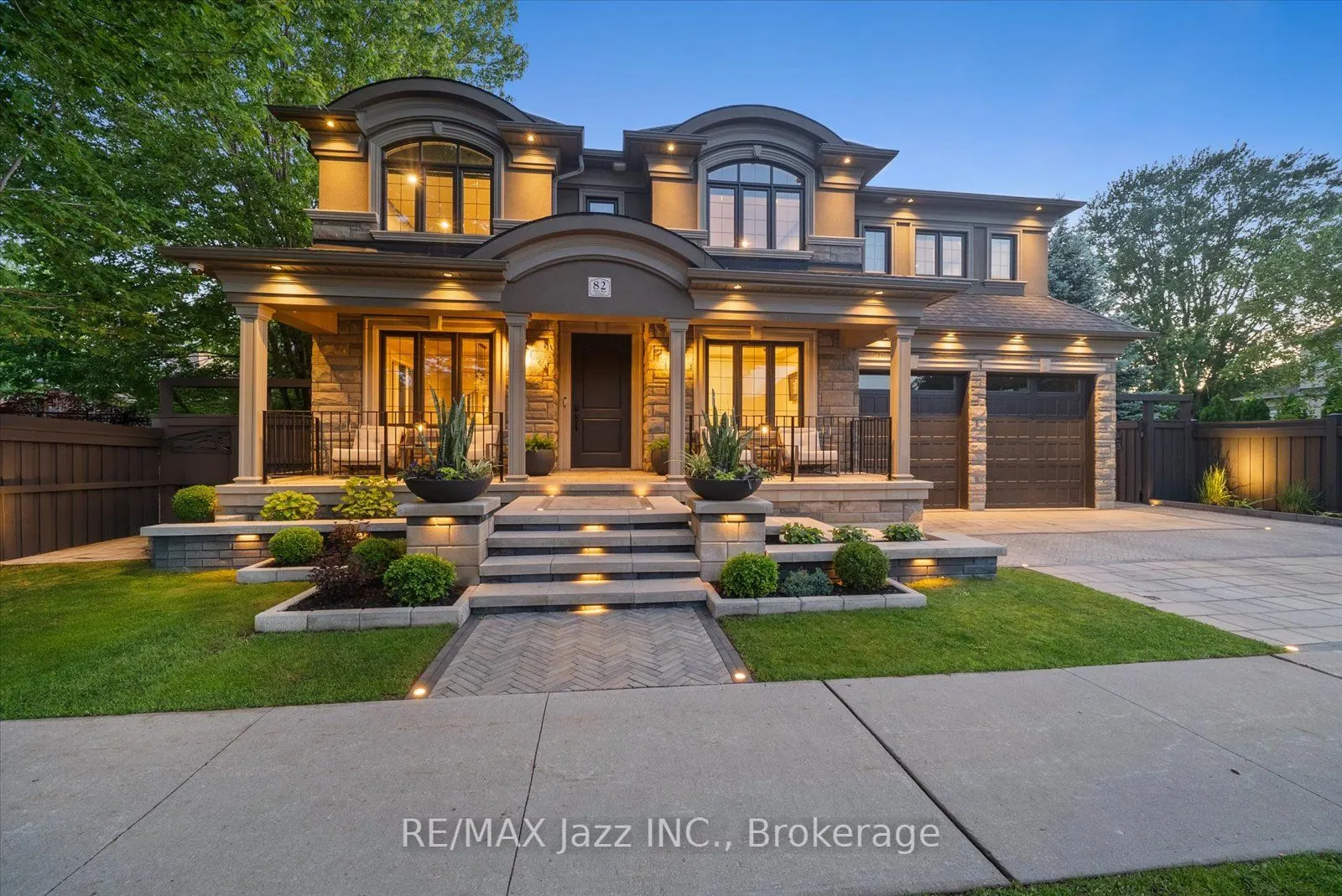 82 Bridlewood Boulevard