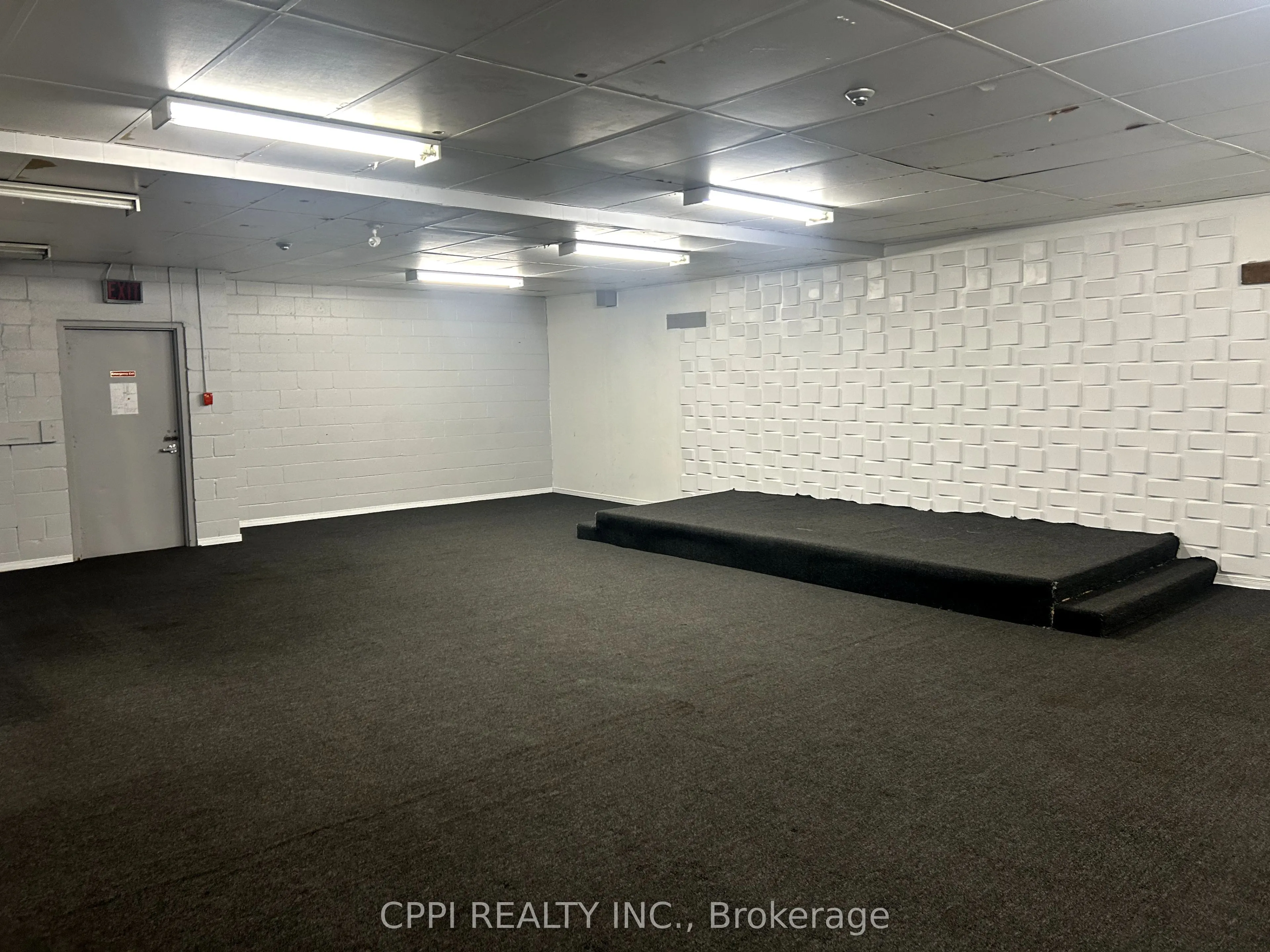 650 King Street E #South Bsmnt