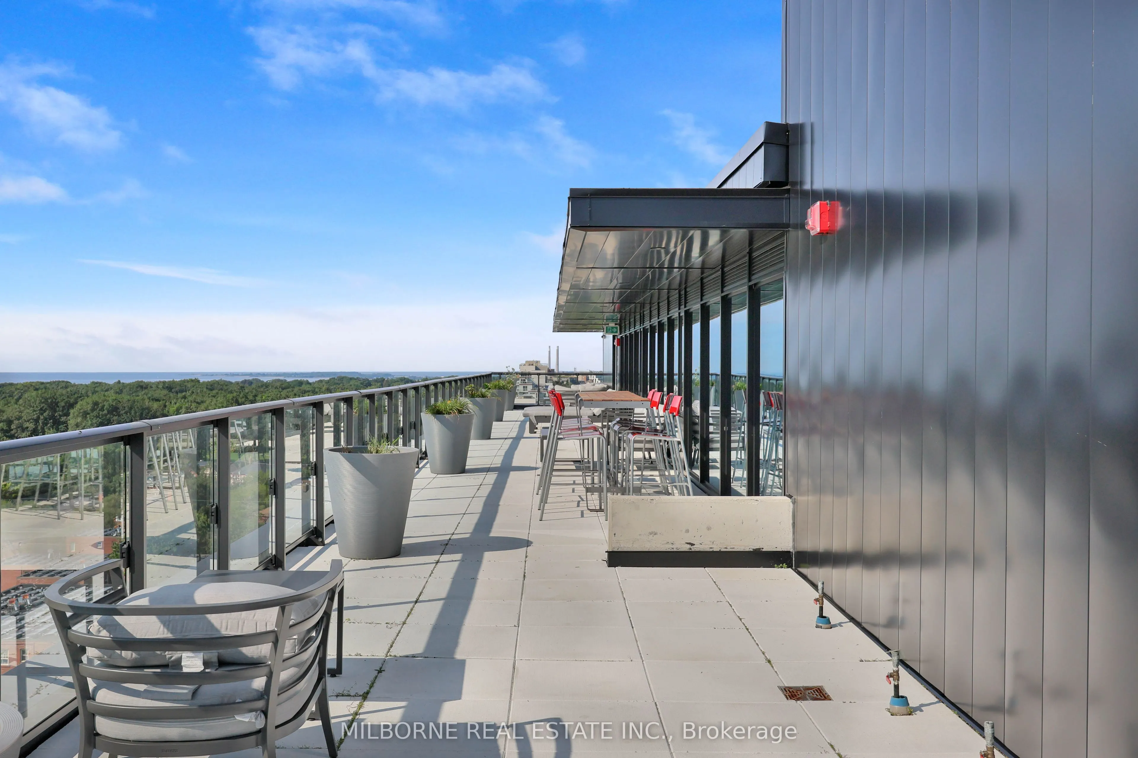 2 Manderley Drive #701