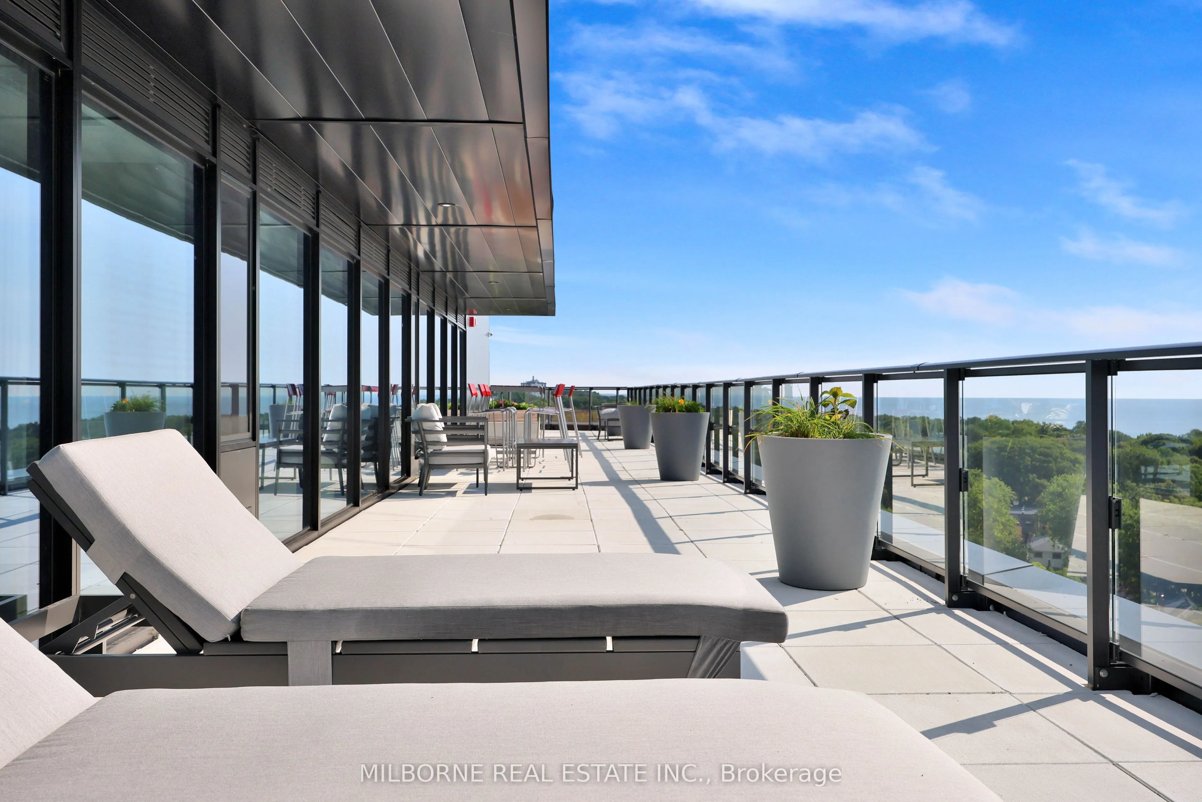 2 Manderley Drive #701