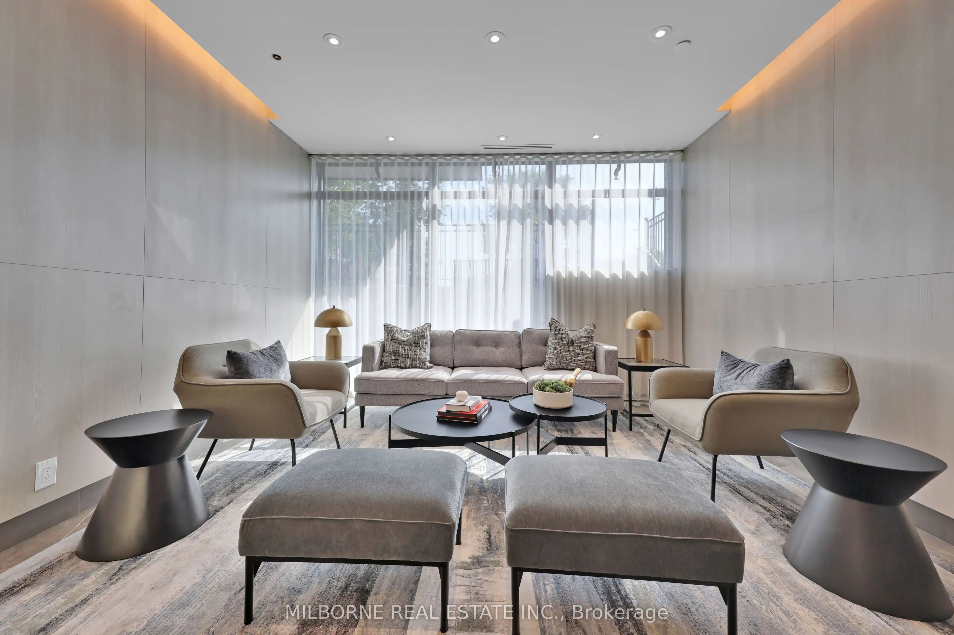 2 Manderley Drive #701