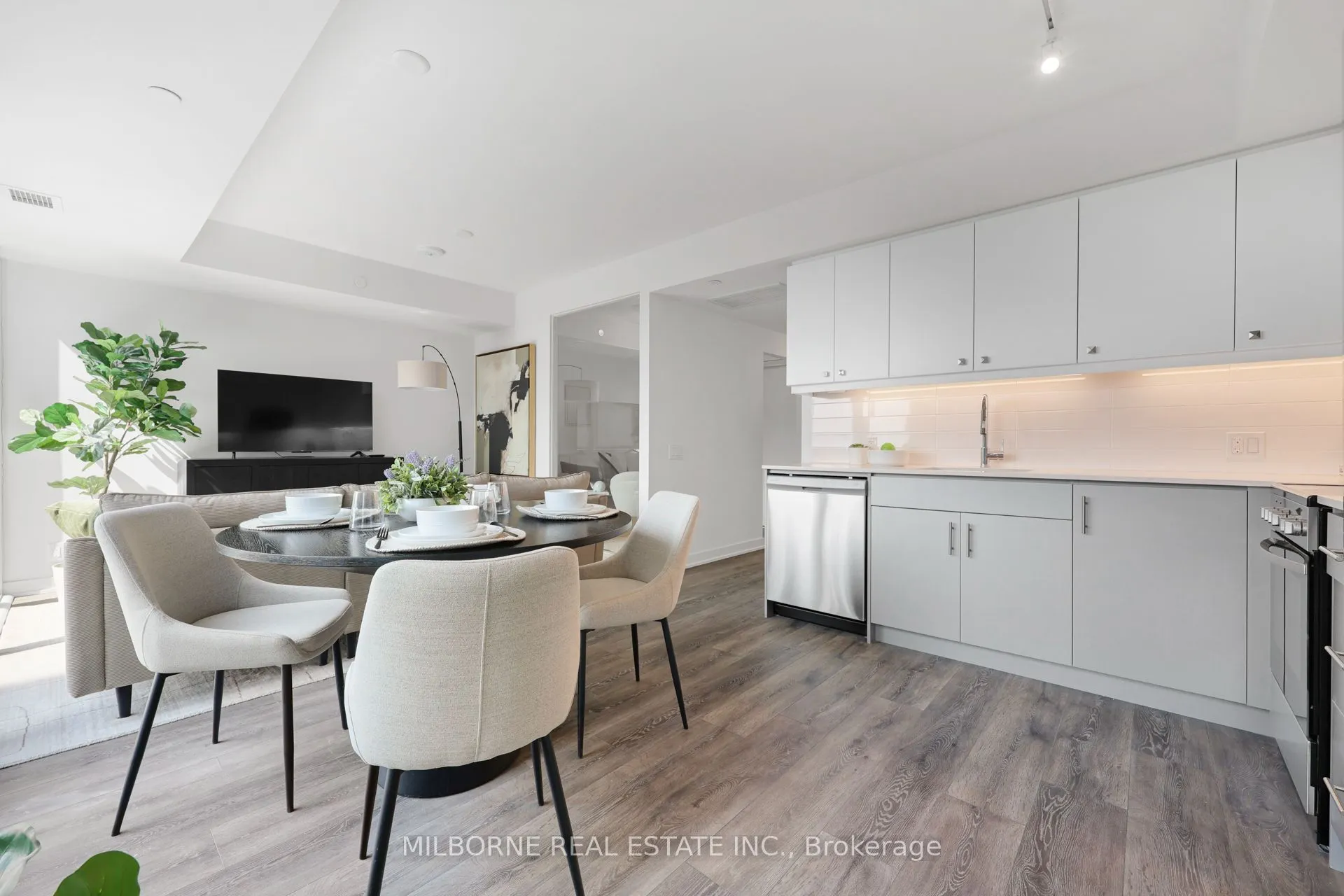 2 Manderley Drive #701